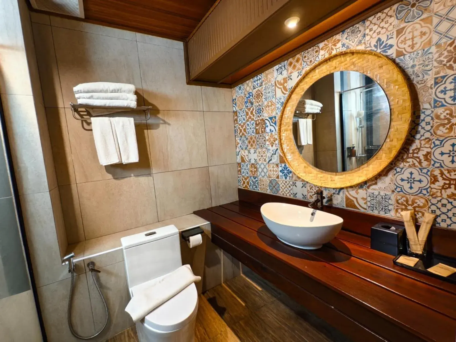 Standard Triple Room in Borneo Beach & Mangrove Resort Standard Triple Room in Borneo Beach & Mangrove Resort