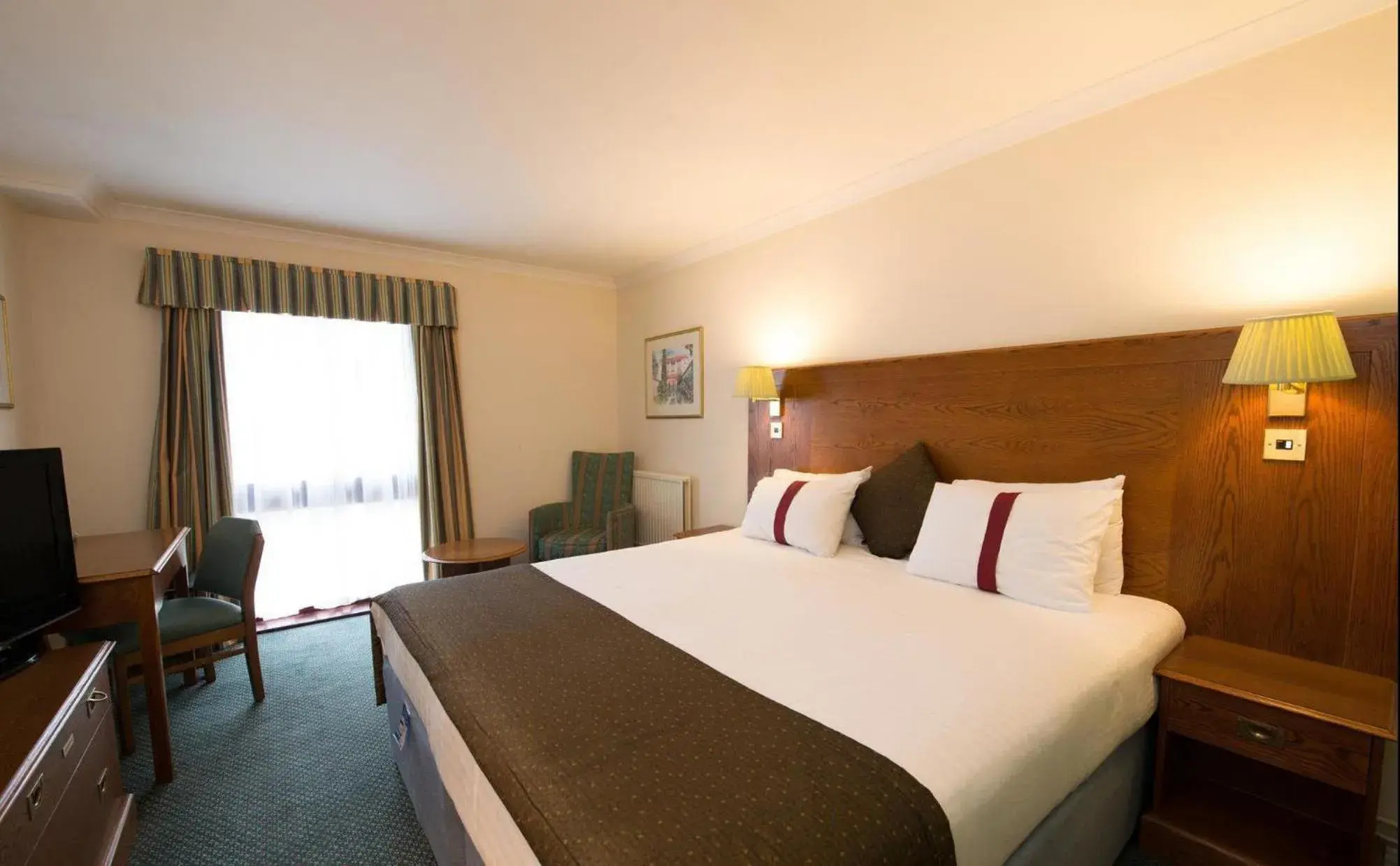 Deluxe Double Room in Citrus Hotel Coventry South by Compass Hospitality Deluxe Double Room in Citrus Hotel Coventry South by Compass Hospitality