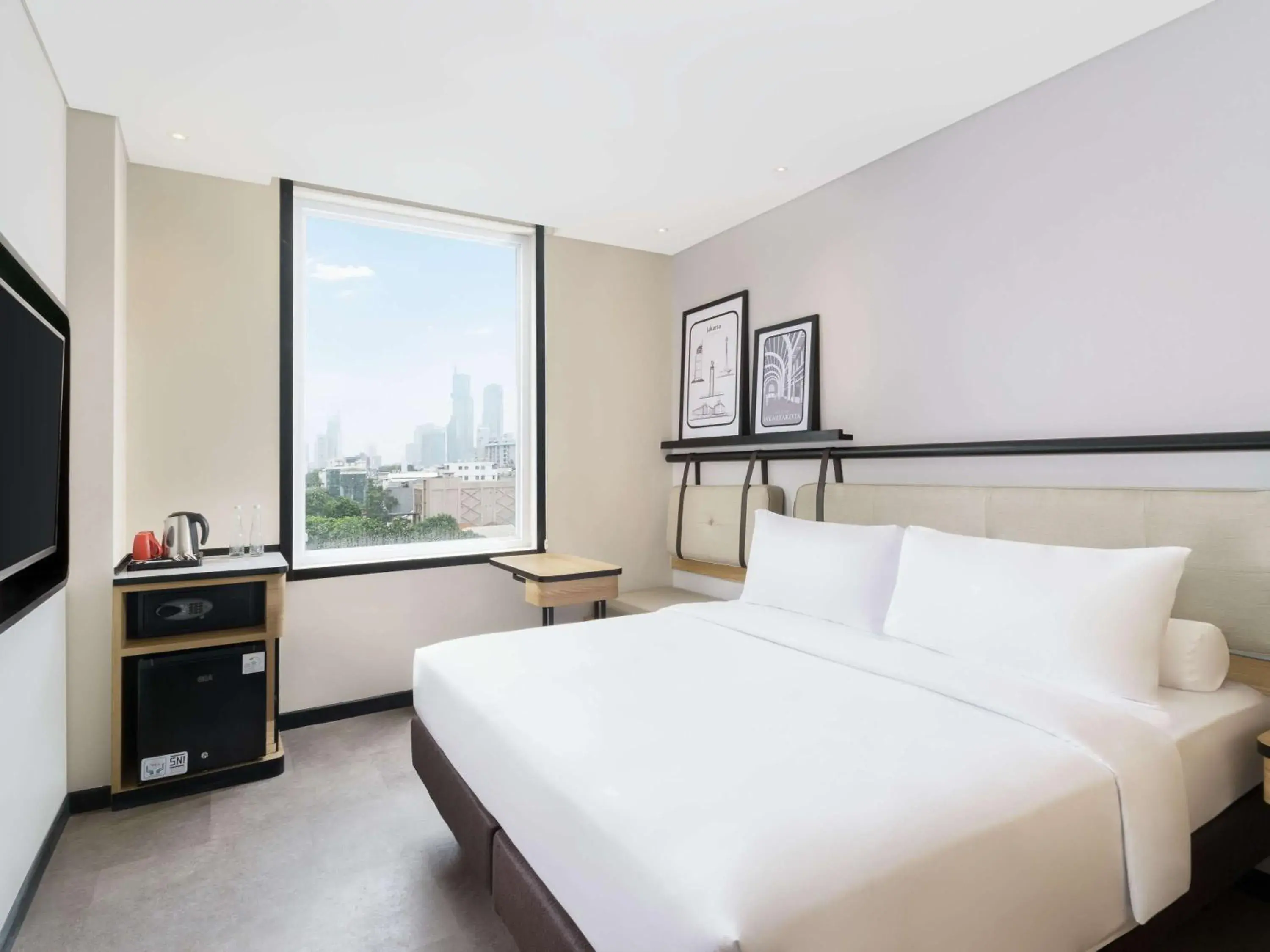 Standard Double Room in ibis Jakarta Raden Saleh Standard Double Room in ibis Jakarta Raden Saleh