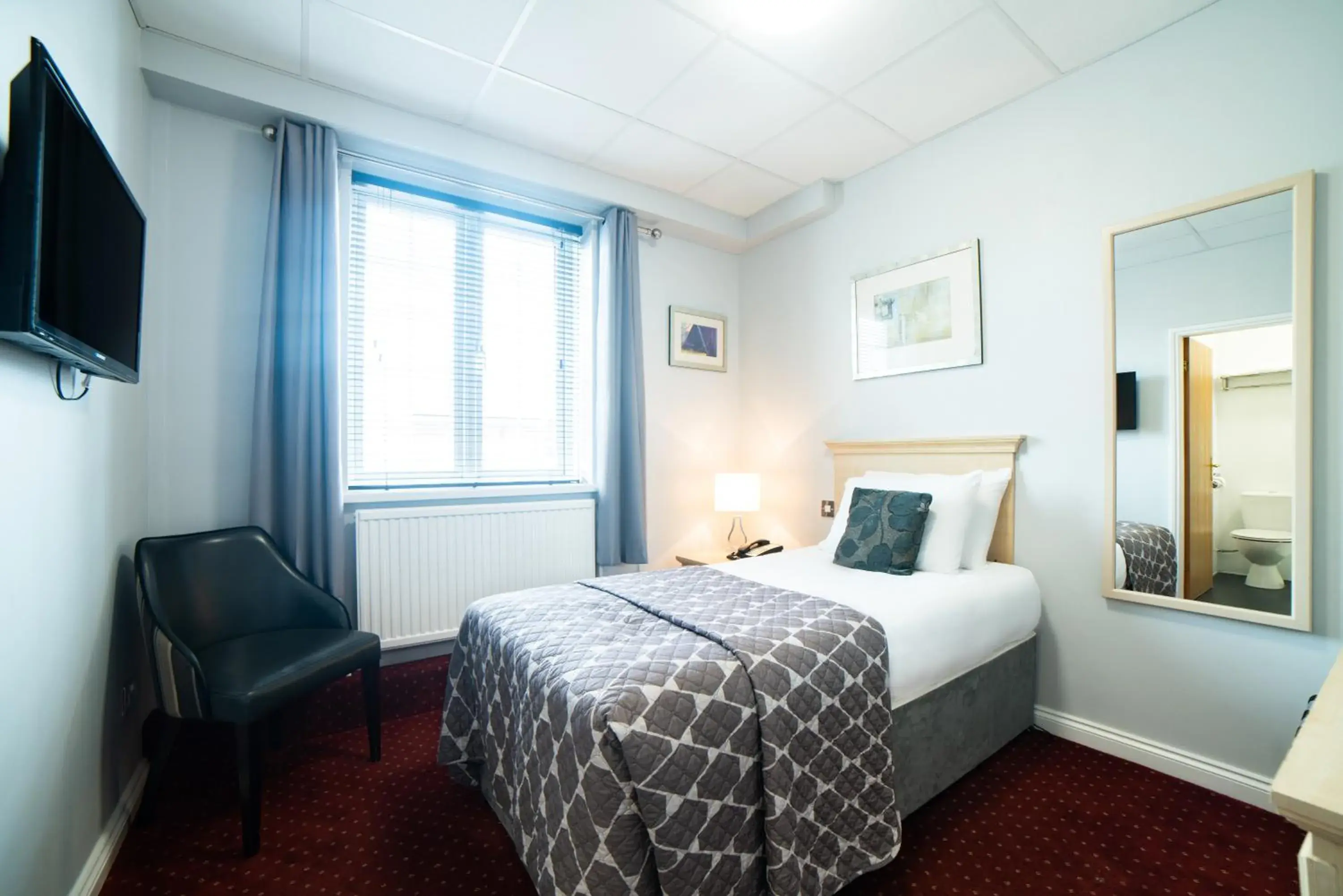 Standard Single Room - single occupancy in Quality Hotel Coventry Standard Single Room - single occupancy in Quality Hotel Coventry