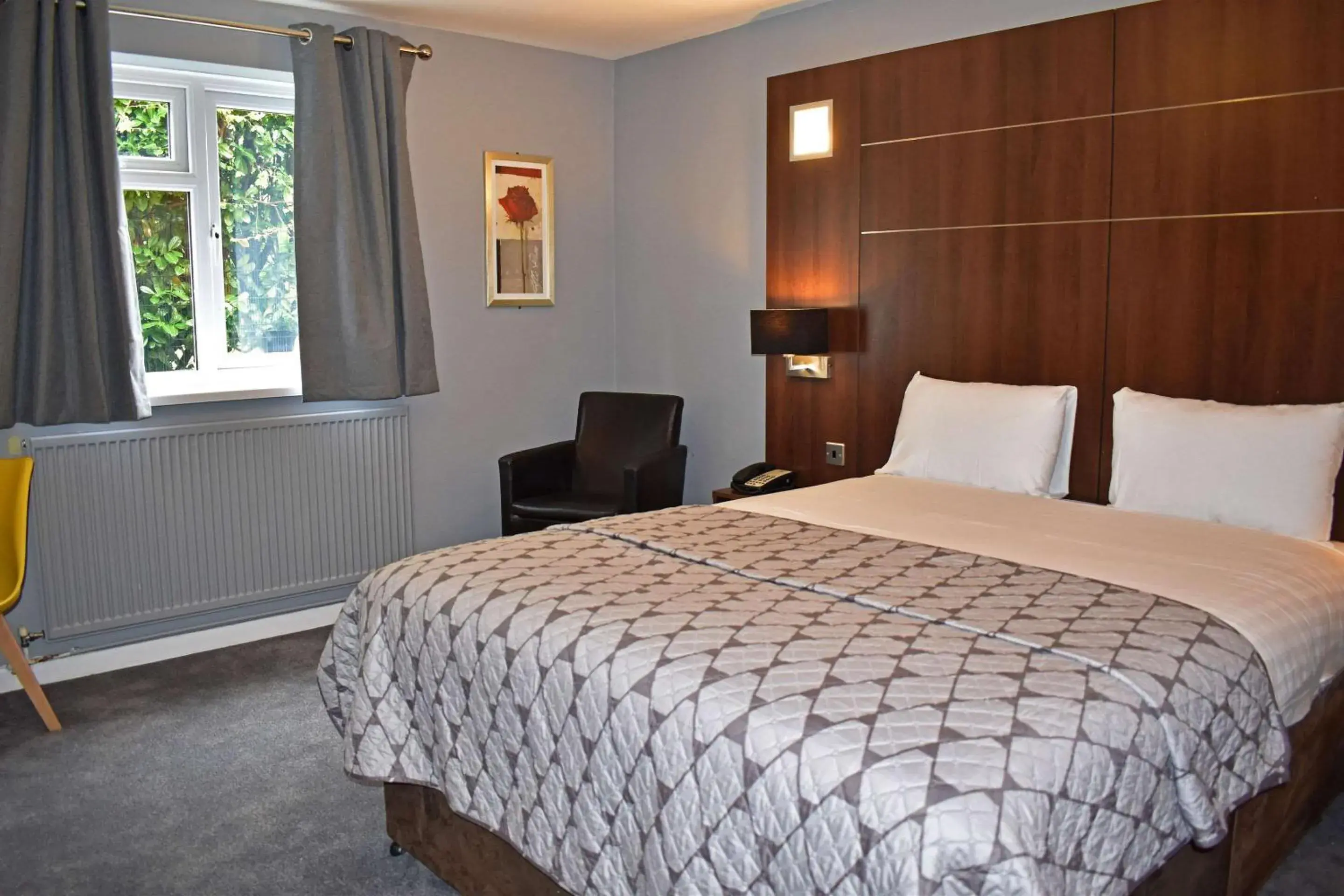 King Room in Quality Hotel Coventry King Room in Quality Hotel Coventry