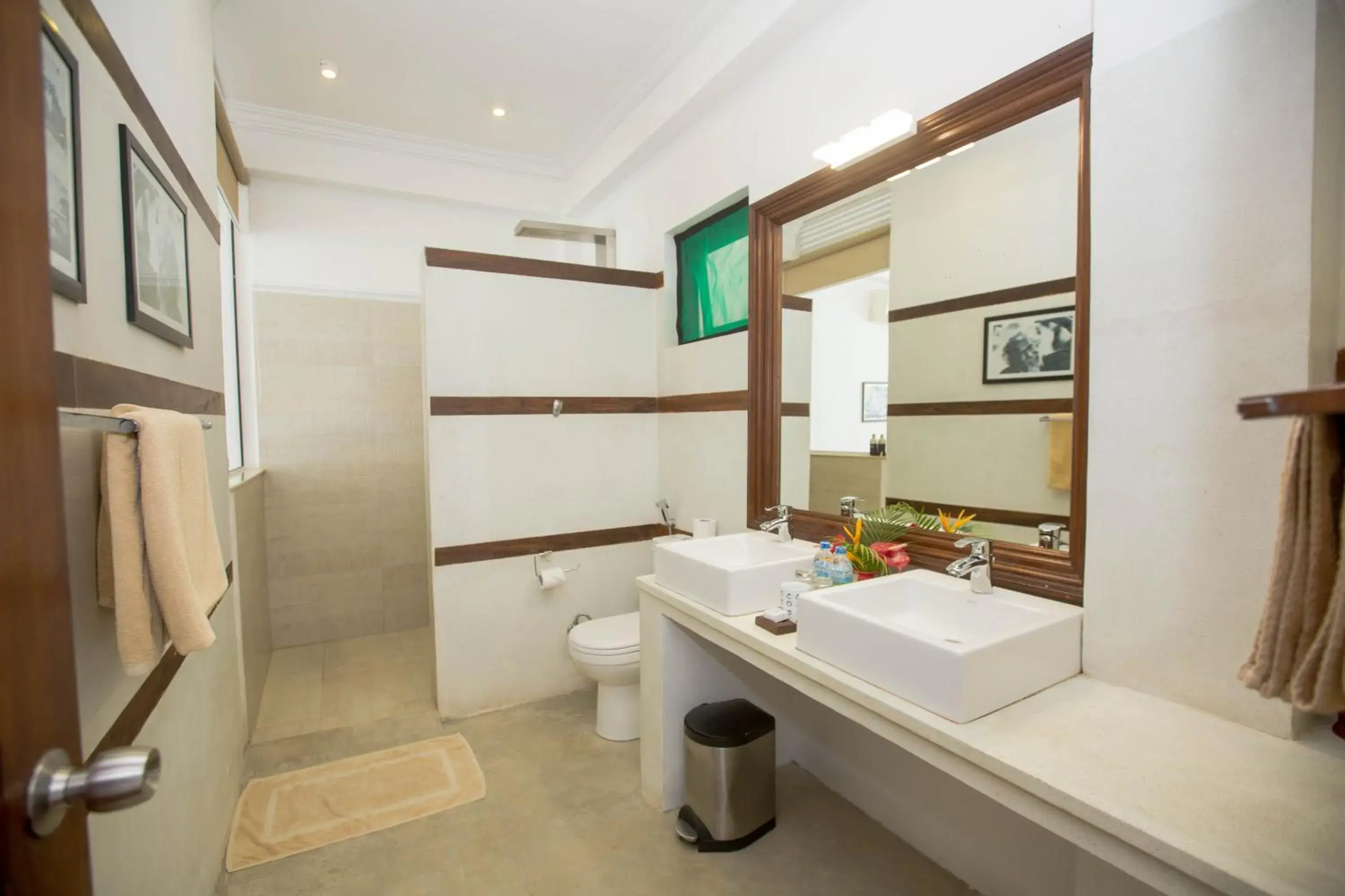 Deluxe Double Room with Sea View and Balcony in Sea World Boutique Hotel Deluxe Double Room with Sea View and Balcony in Sea World Boutique Hotel