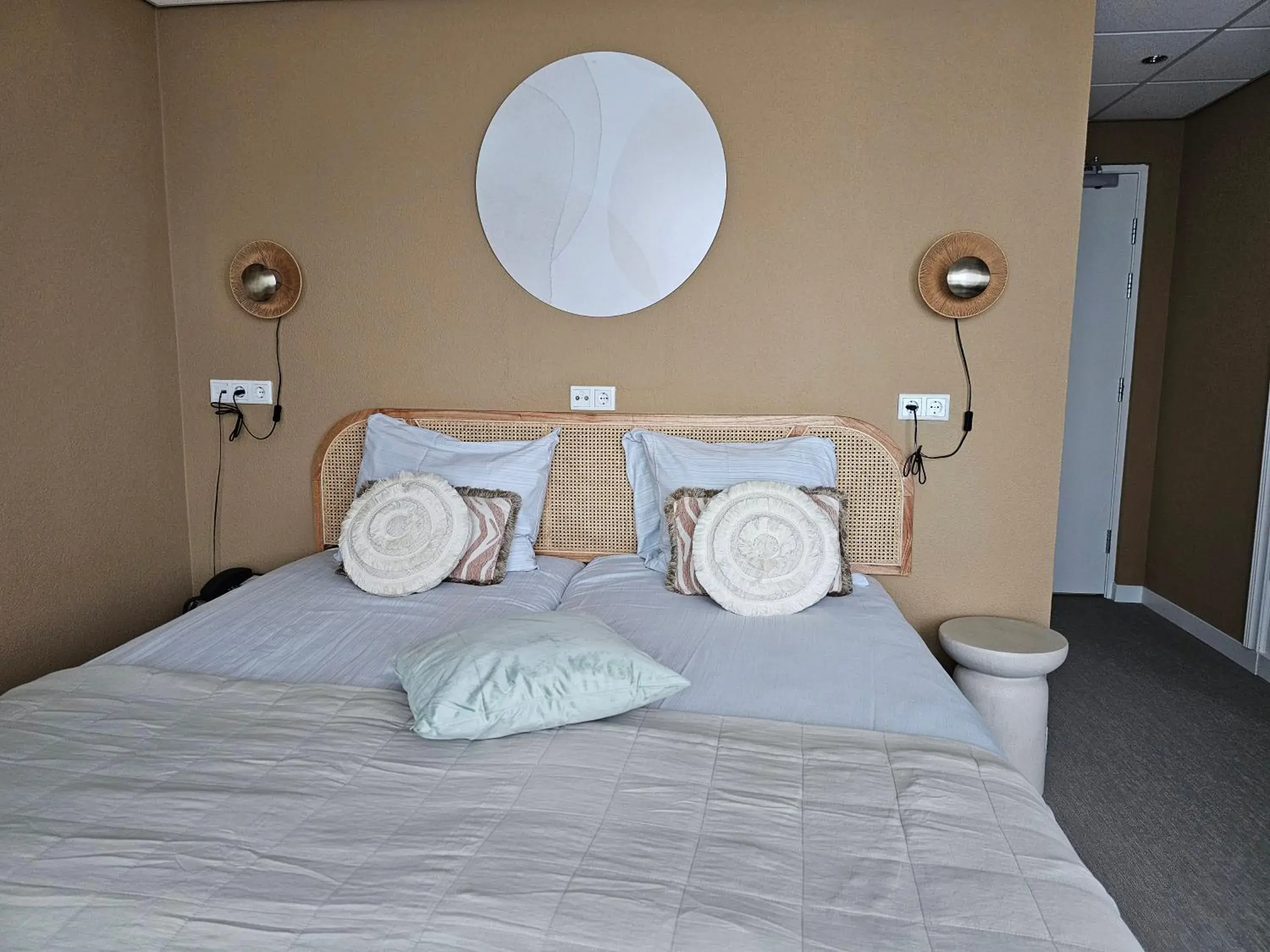 Deluxe Twin Room with Sea View with Balcony or Loggia in Hotel Restaurant Solskin Deluxe Twin Room with Sea View with Balcony or Loggia in Hotel Restaurant Solskin