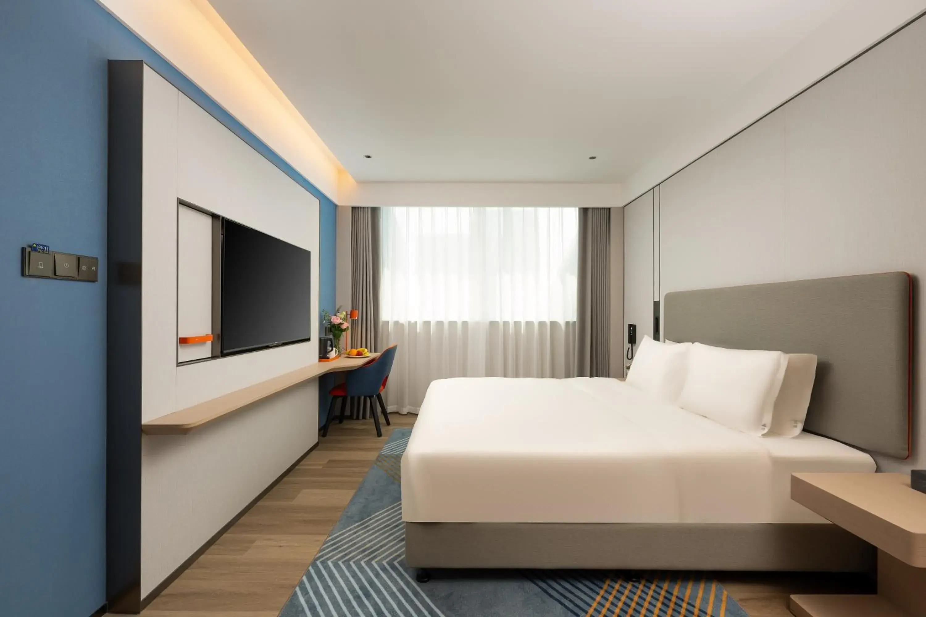 Standard King Room - Accessible in Holiday Inn Express Nanjing Riverside by IHG Standard King Room - Accessible in Holiday Inn Express Nanjing Riverside by IHG