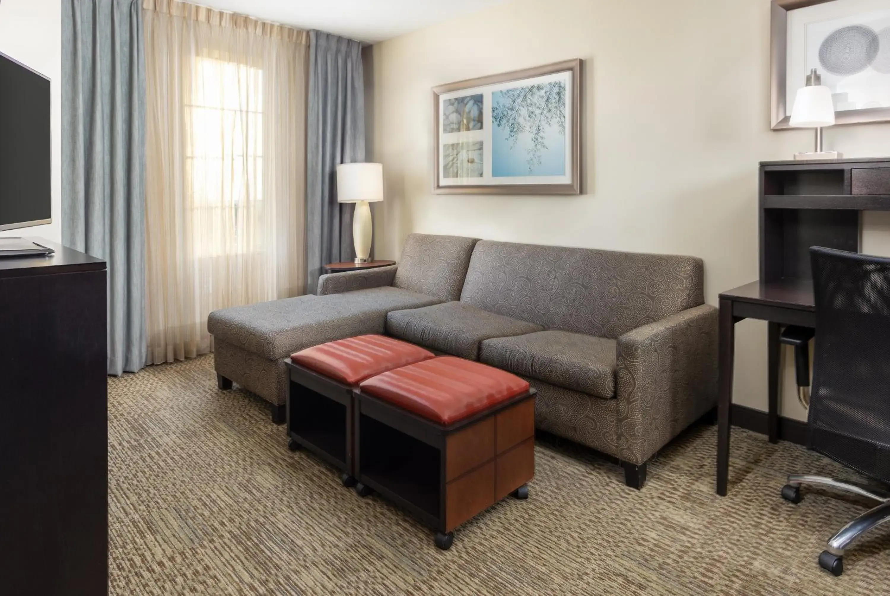 Two Bedroom Suite with One Queen Bed and Two Double Beds - Non-Smoking in Staybridge Suites Sacramento-Folsom by IHG Two Bedroom Suite with One Queen Bed and Two Double Beds - Non-Smoking in Staybridge Suites Sacramento-Folsom by IHG
