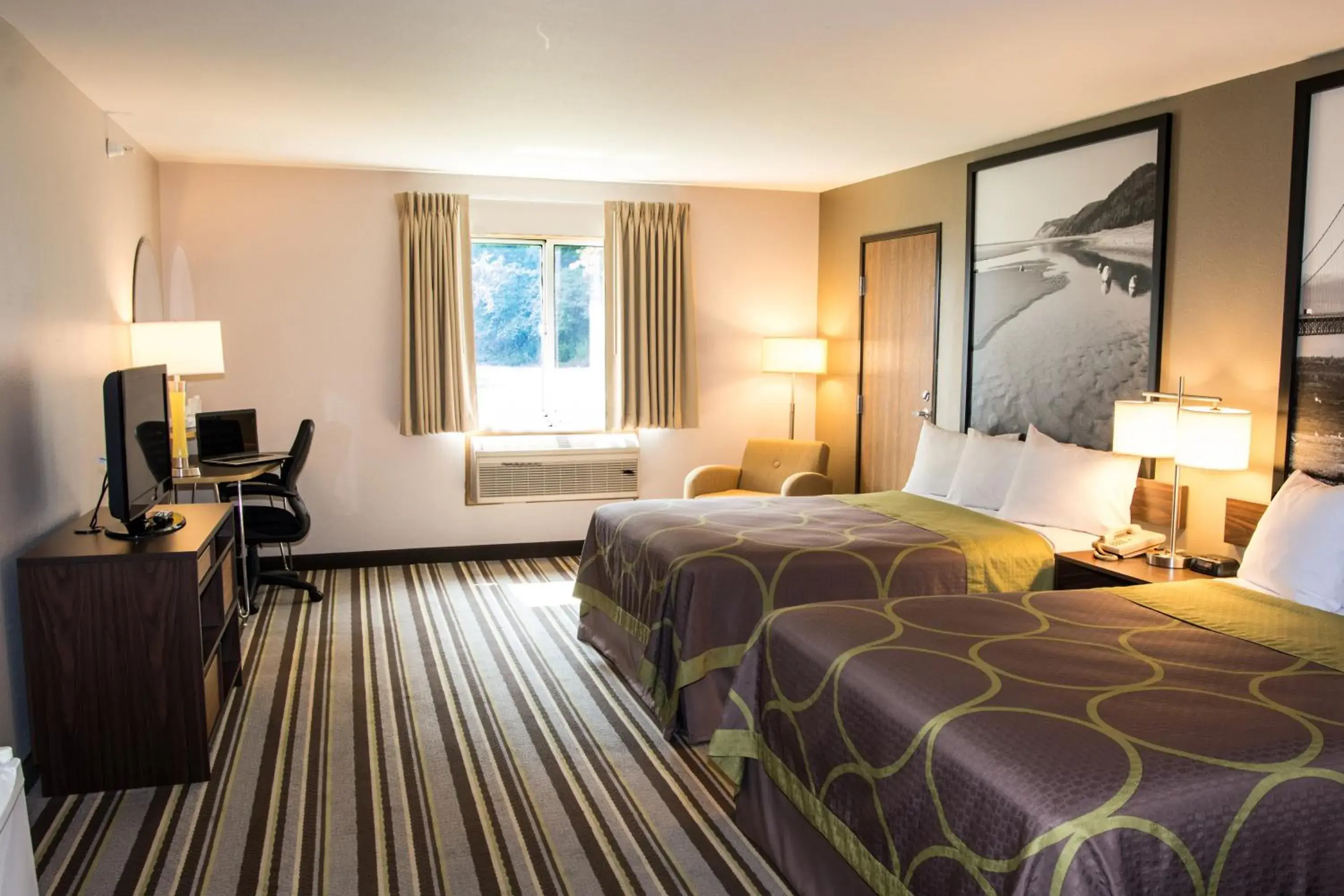 Queen Room with Two Queen Beds - Non-Smoking in Super 8 by Wyndham Manistee Queen Room with Two Queen Beds - Non-Smoking in Super 8 by Wyndham Manistee