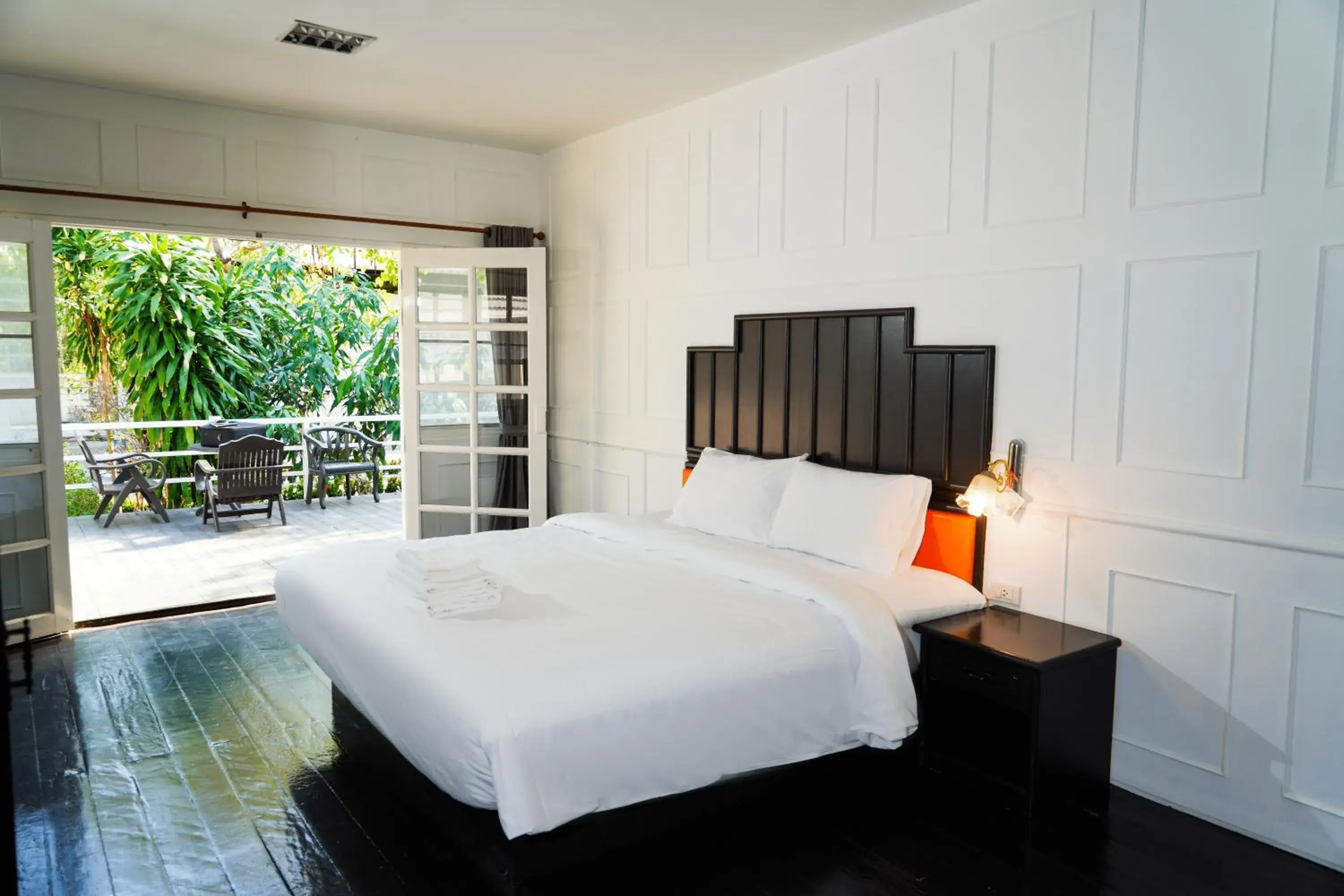 Deluxe Double Room in Luna Hut Resort Deluxe Double Room in Luna Hut Resort