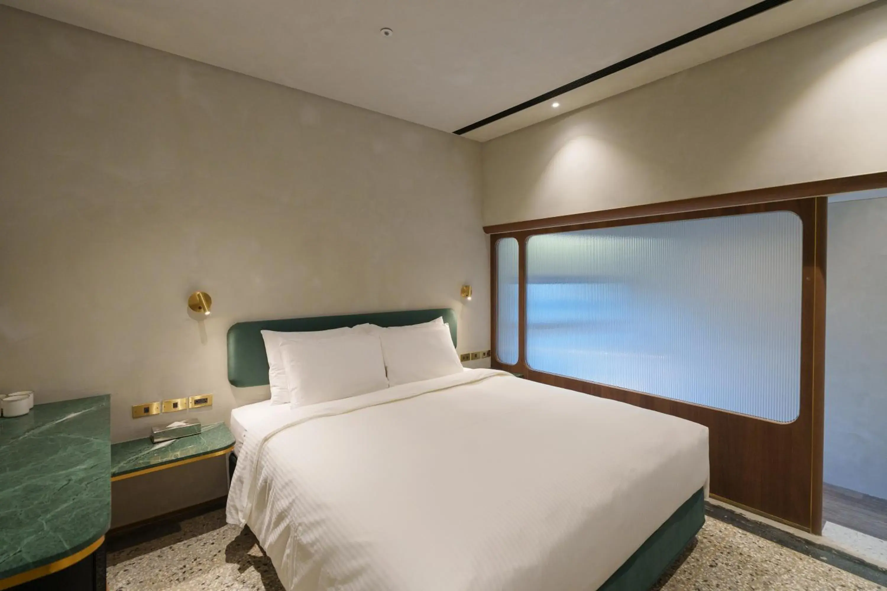 Classic Quadruple Room in PAPO'A Harbor Hotel Classic Quadruple Room in PAPO'A Harbor Hotel