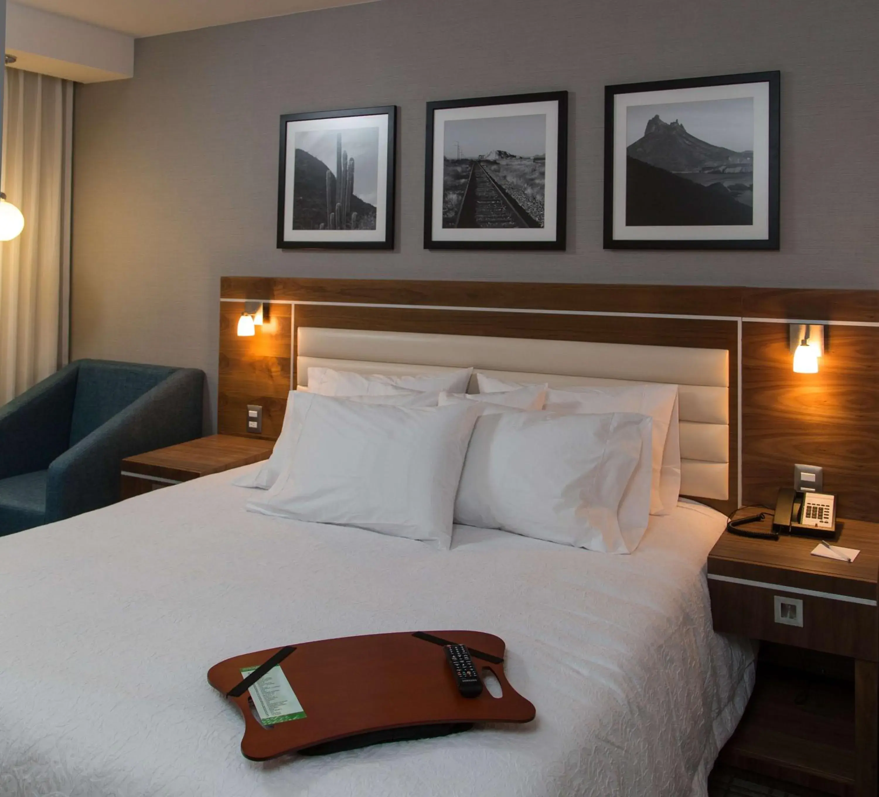 King Room - Non-Smoking in Hampton Inn by Hilton Hermosillo King Room - Non-Smoking in Hampton Inn by Hilton Hermosillo