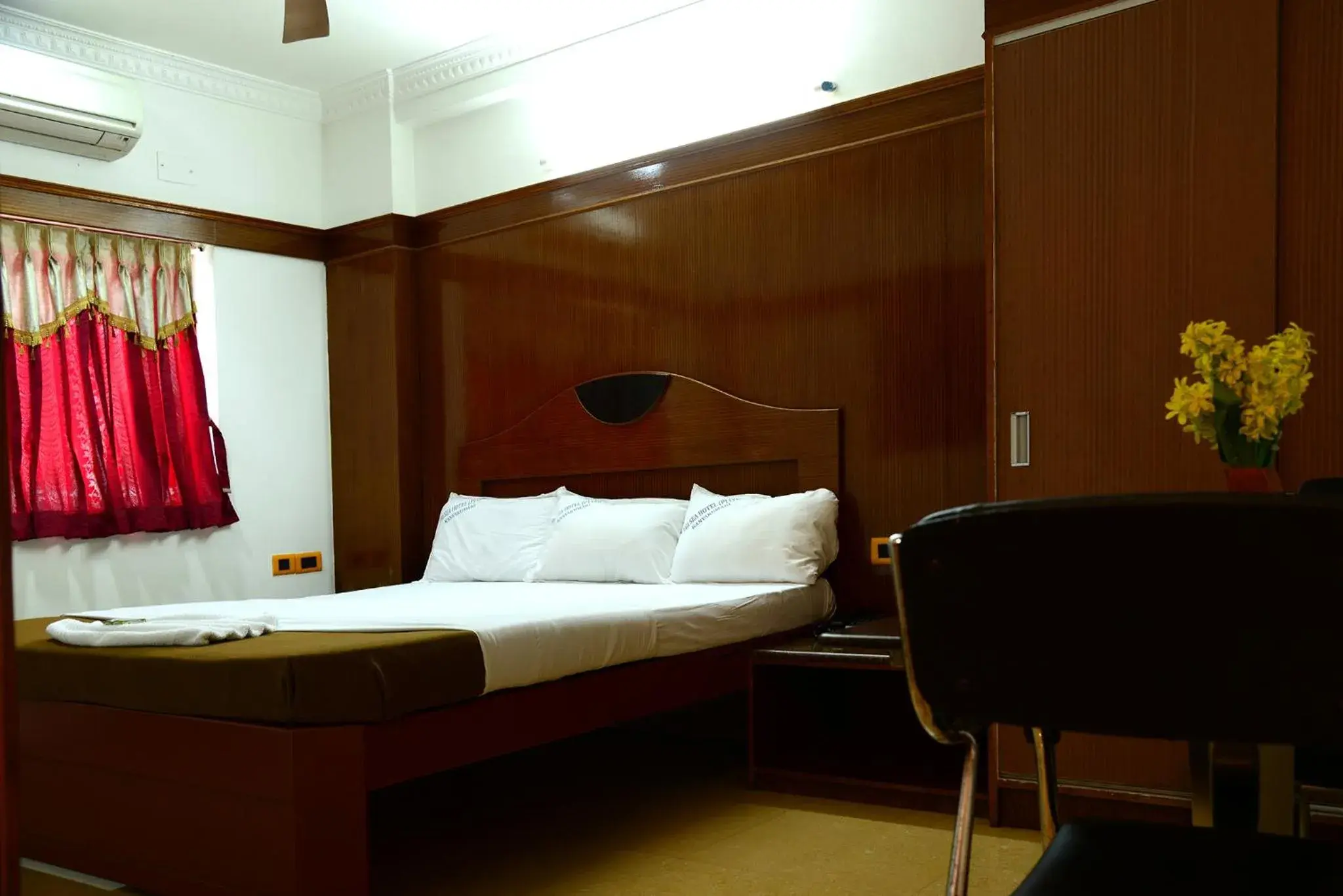 Deluxe Double Room in Hotel Tri Sea Deluxe Double Room in Hotel Tri Sea