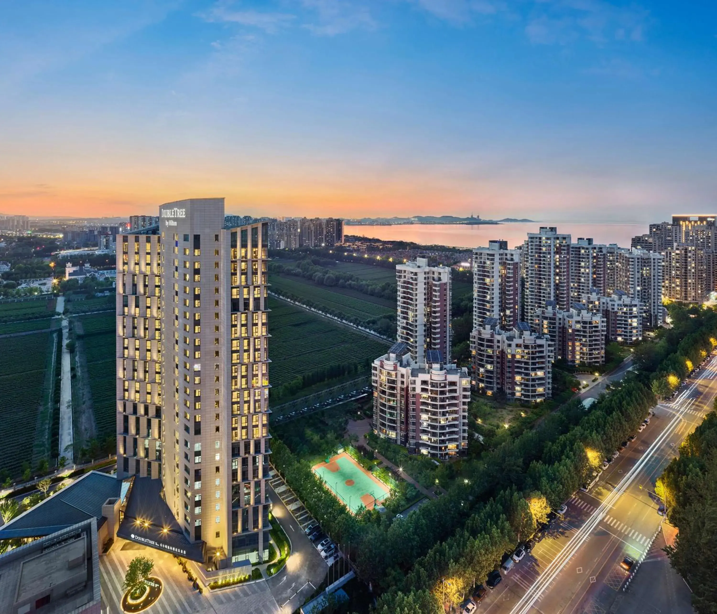 Doubletree By Hilton Yantai Golden Coast Hotel & Suites Doubletree By Hilton Yantai Golden Coast Hotel & Suites