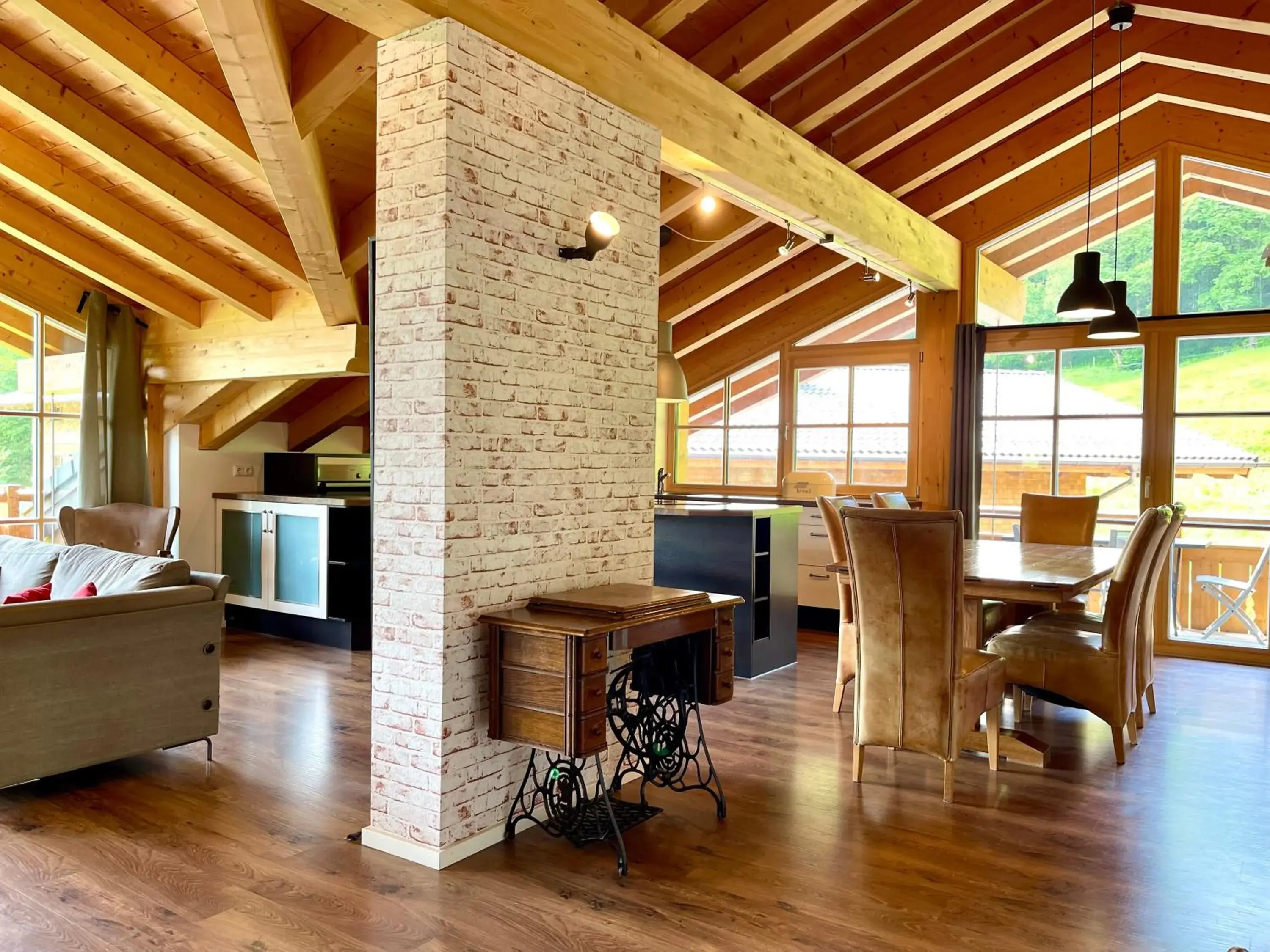 Alpenlodge Charivari - SommerBergBahn unlimited kostenlos Alpenlodge Charivari - SommerBergBahn unlimited kostenlos