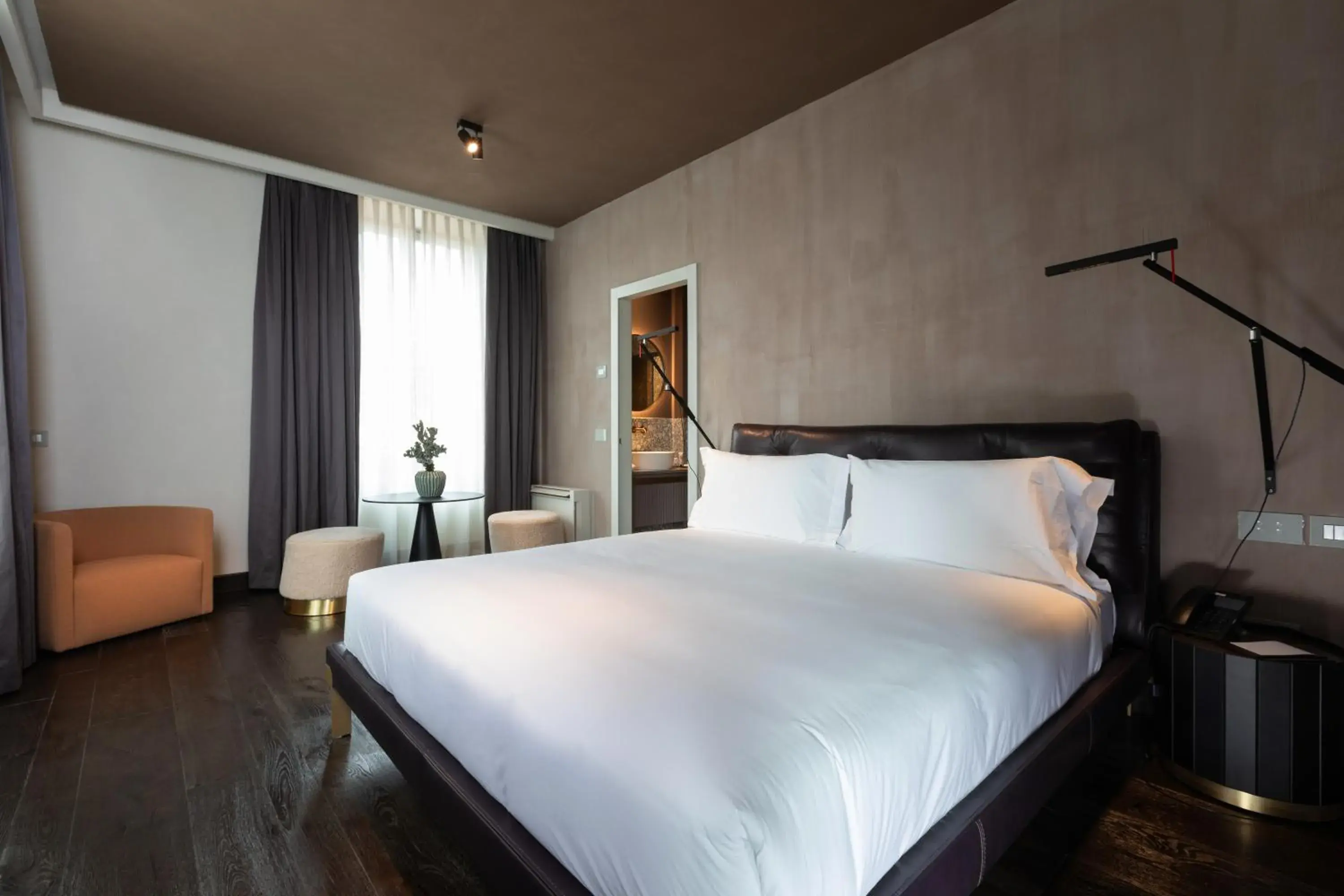 Superior King Room - single occupancy in Palazzo Utini Superior King Room - single occupancy in Palazzo Utini