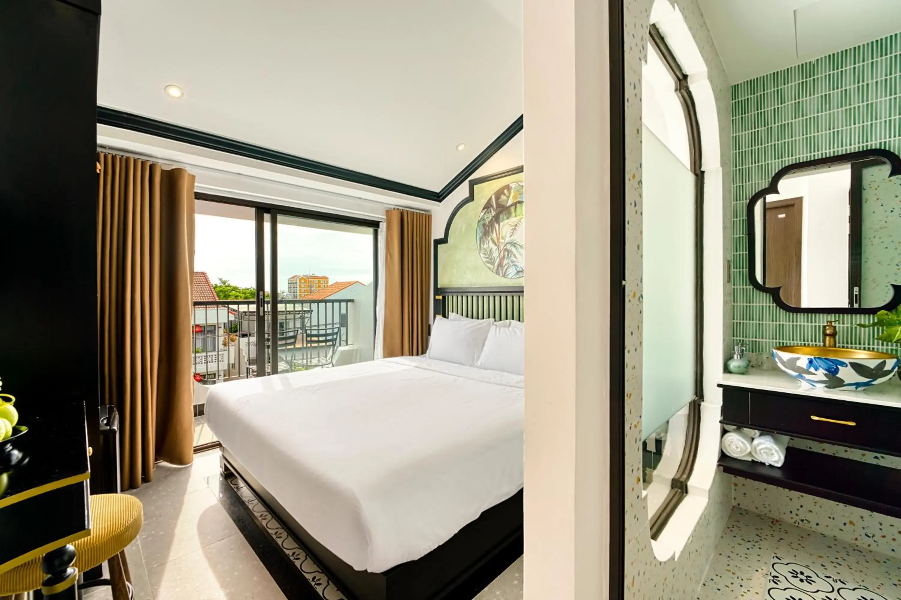 Superior Double Room in Rokas Hoi An Boutique Hotel Superior Double Room in Rokas Hoi An Boutique Hotel