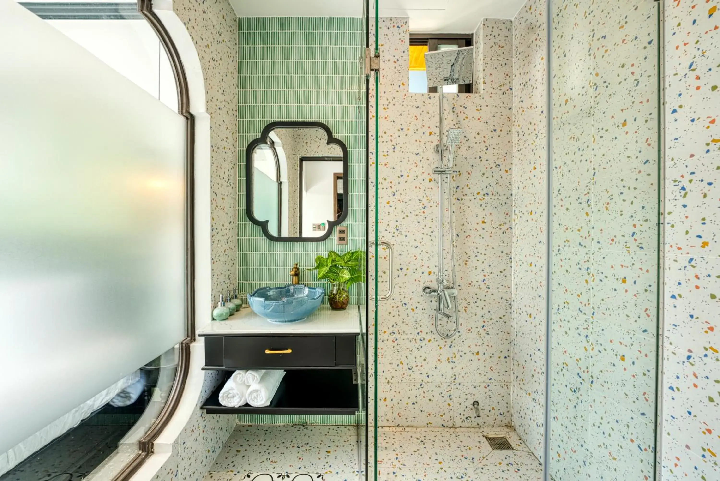 Family Suite with Balcony in Rokas Hoi An Boutique Hotel Family Suite with Balcony in Rokas Hoi An Boutique Hotel