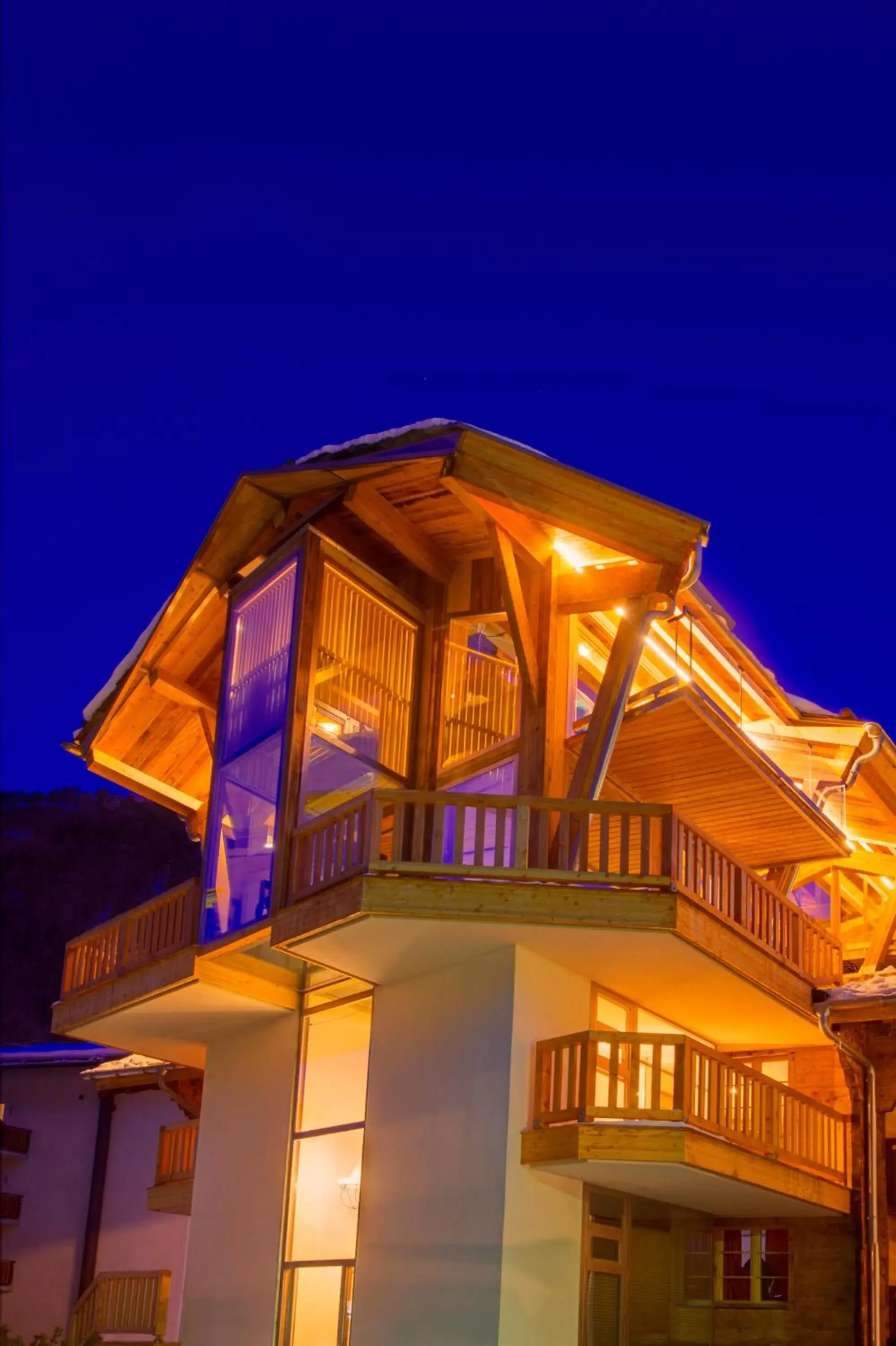 Luxury Chalet by Heinz Julen Luxury Chalet by Heinz Julen