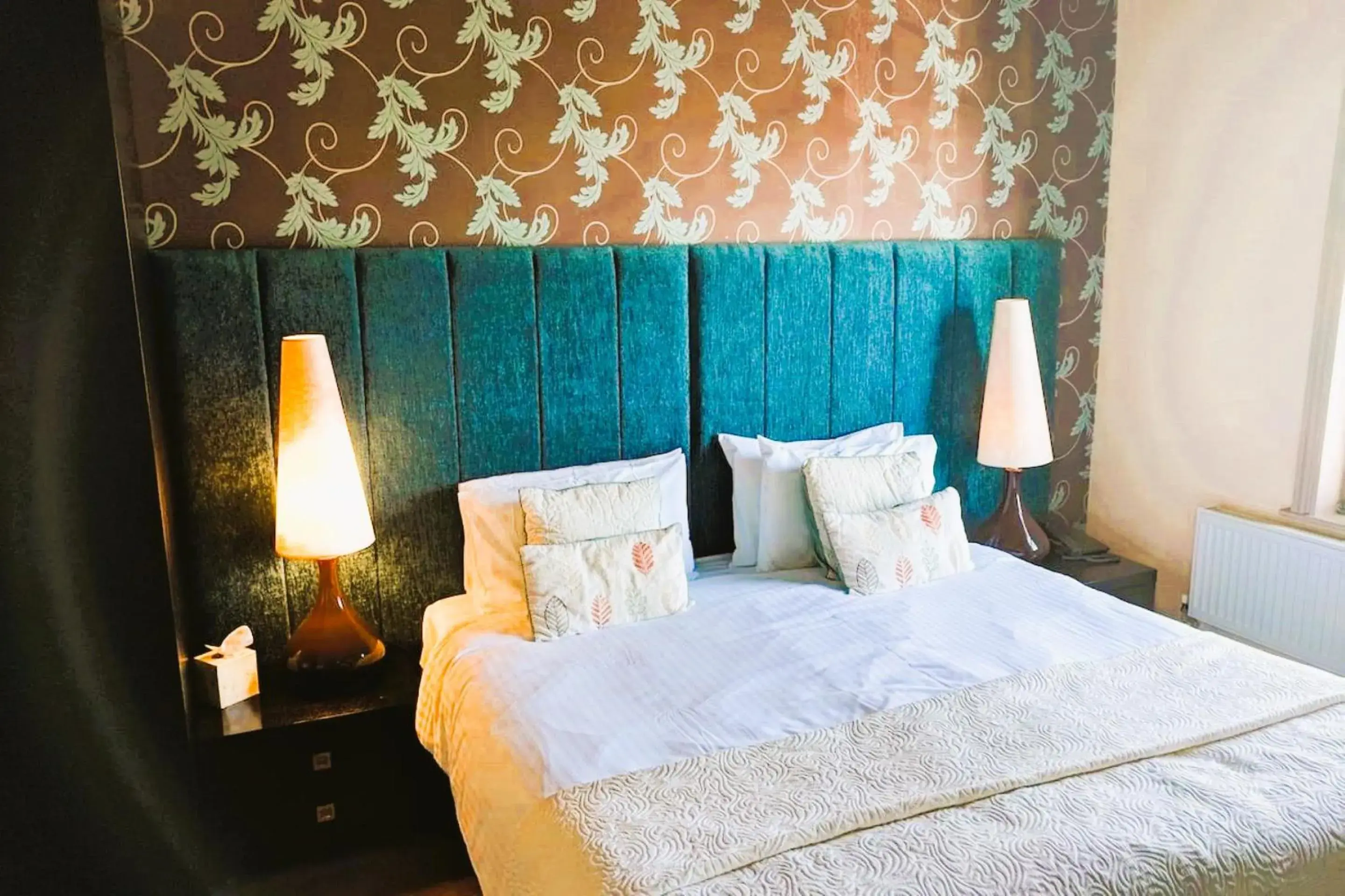 King Room in Old Orleton Inn King Room in Old Orleton Inn