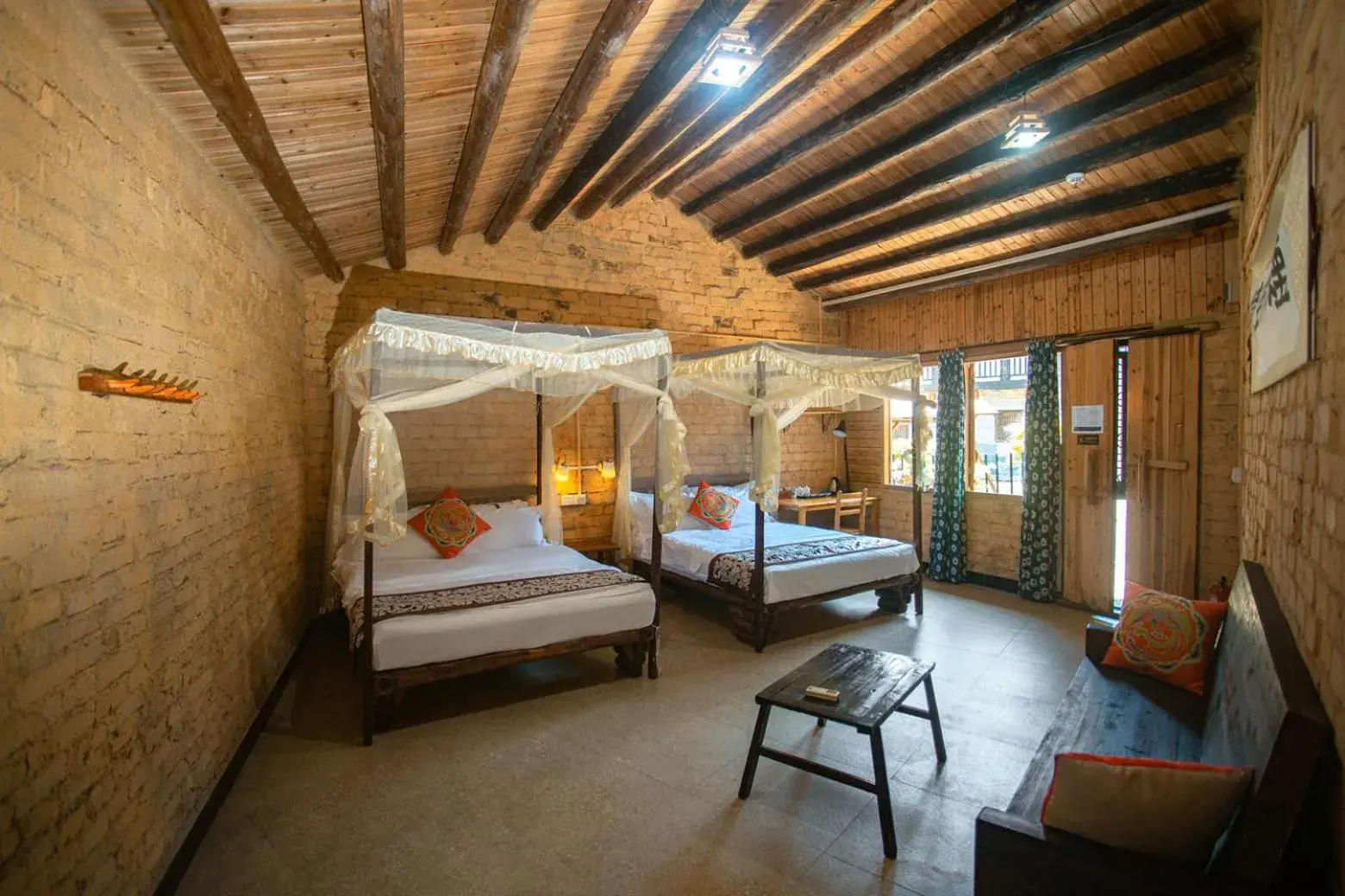 Standard Twin Room - 2 Breakfasts Only in Yangshuo Loong Old House Standard Twin Room - 2 Breakfasts Only in Yangshuo Loong Old House