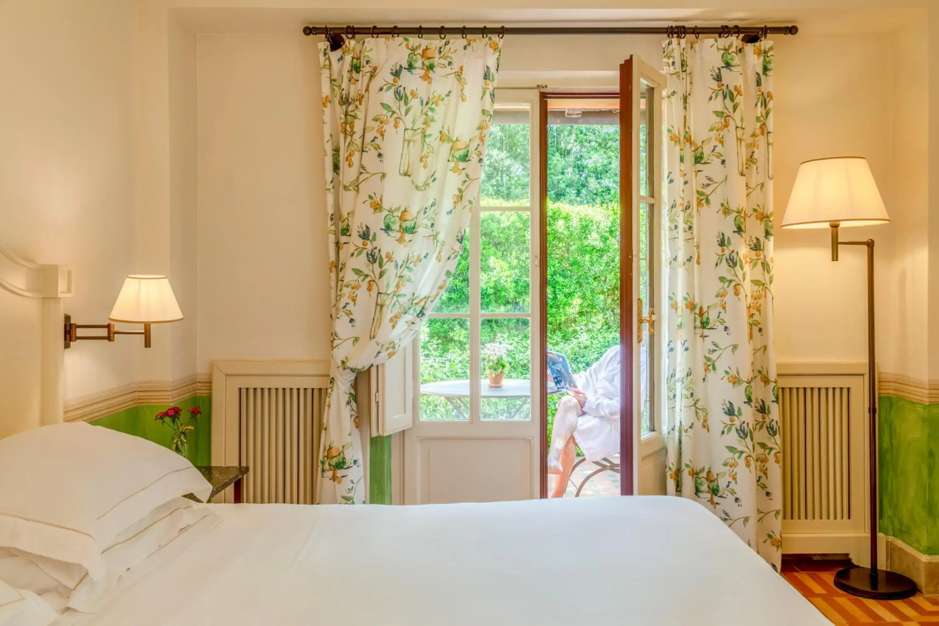 Comfort Double or Twin Room with Terrace in QC Grand Hotel Roma Comfort Double or Twin Room with Terrace in QC Grand Hotel Roma