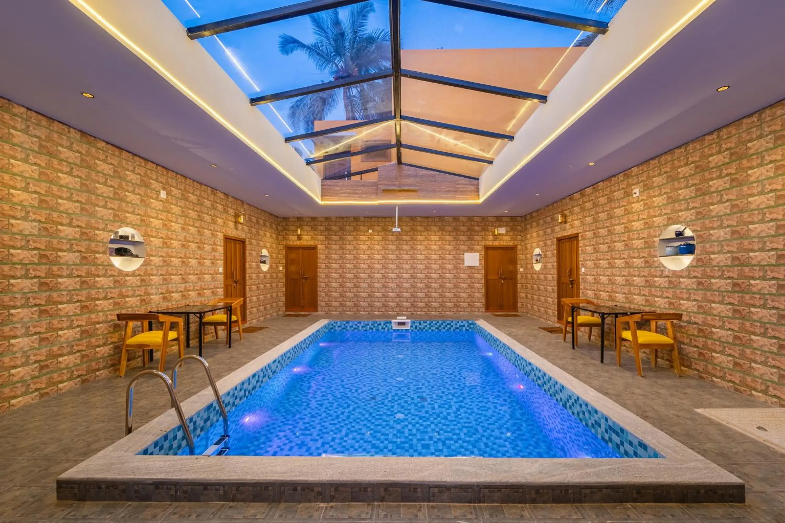 Teak Leaf Gateway Villa with Swimming Pool Indoor Games Teak Leaf Gateway Villa with Swimming Pool Indoor Games