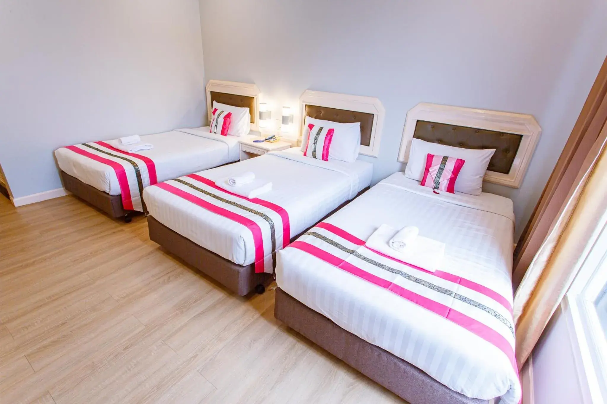 Triple Room in Fa Dragon Triple Room in Fa Dragon