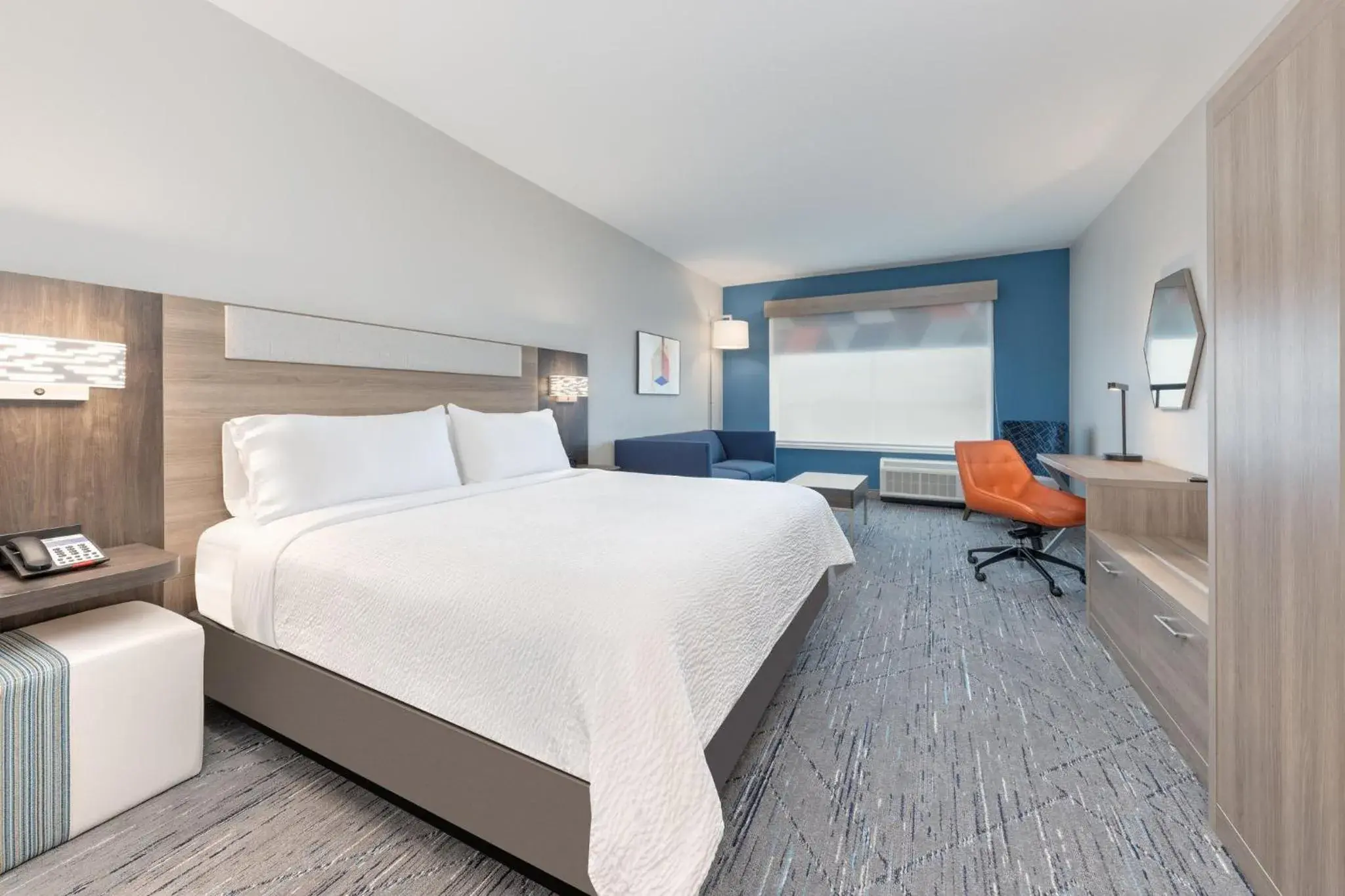 Premium Room in Holiday Inn Express & Suites Austin Airport East by IHG Premium Room in Holiday Inn Express & Suites Austin Airport East by IHG