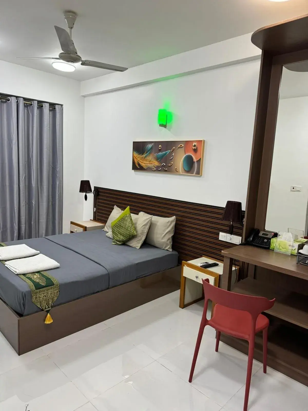 Standard Queen Room in HS Miracle Grand Standard Queen Room in HS Miracle Grand