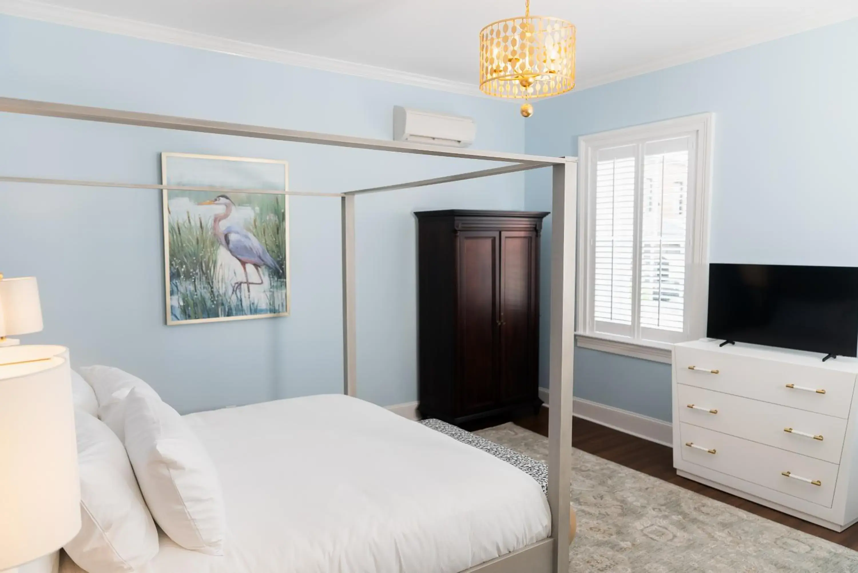 Superior King Suite in The Harvey Superior King Suite in The Harvey