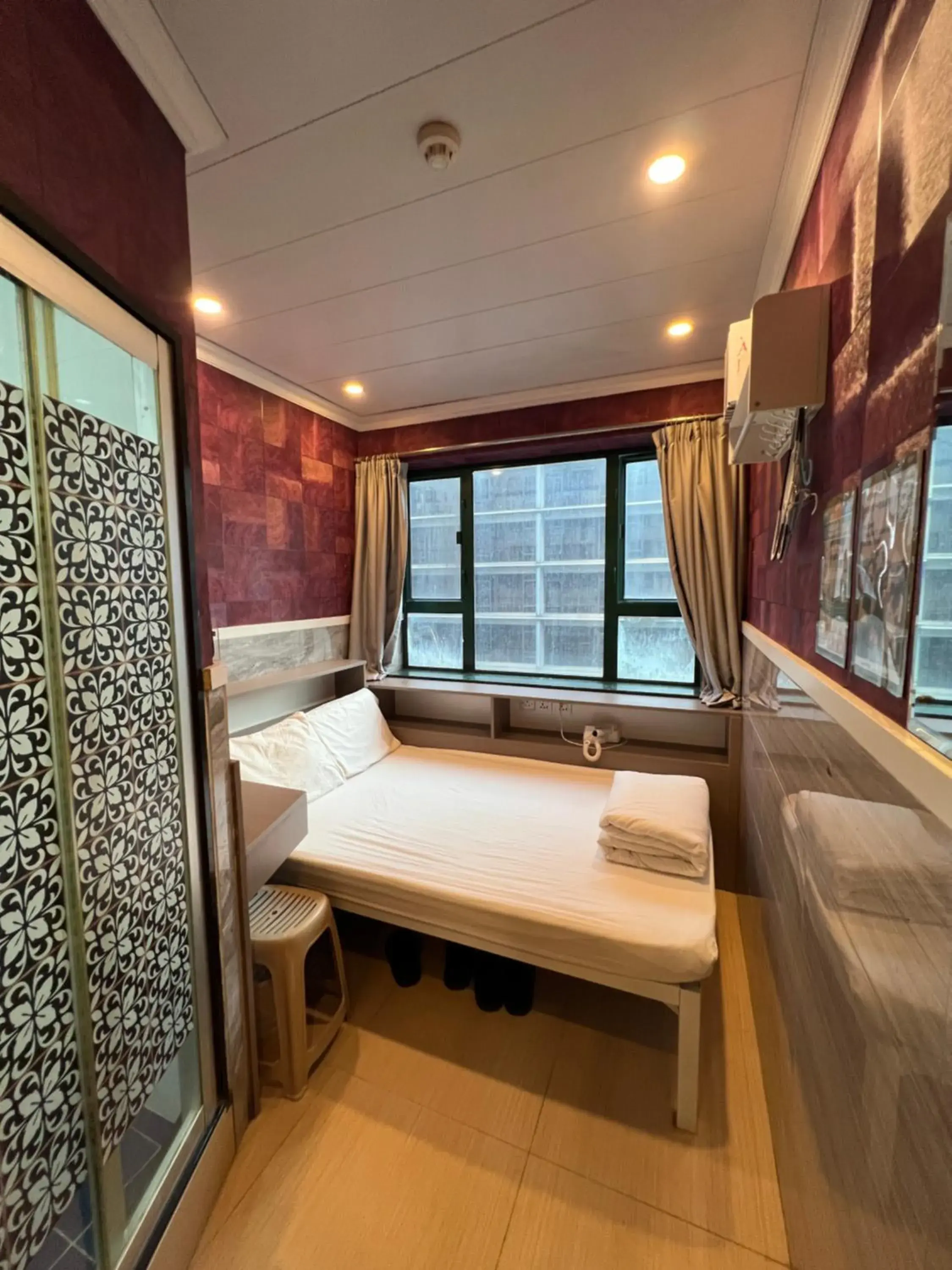 Double Room in 168 Youth Hostel Double Room in 168 Youth Hostel