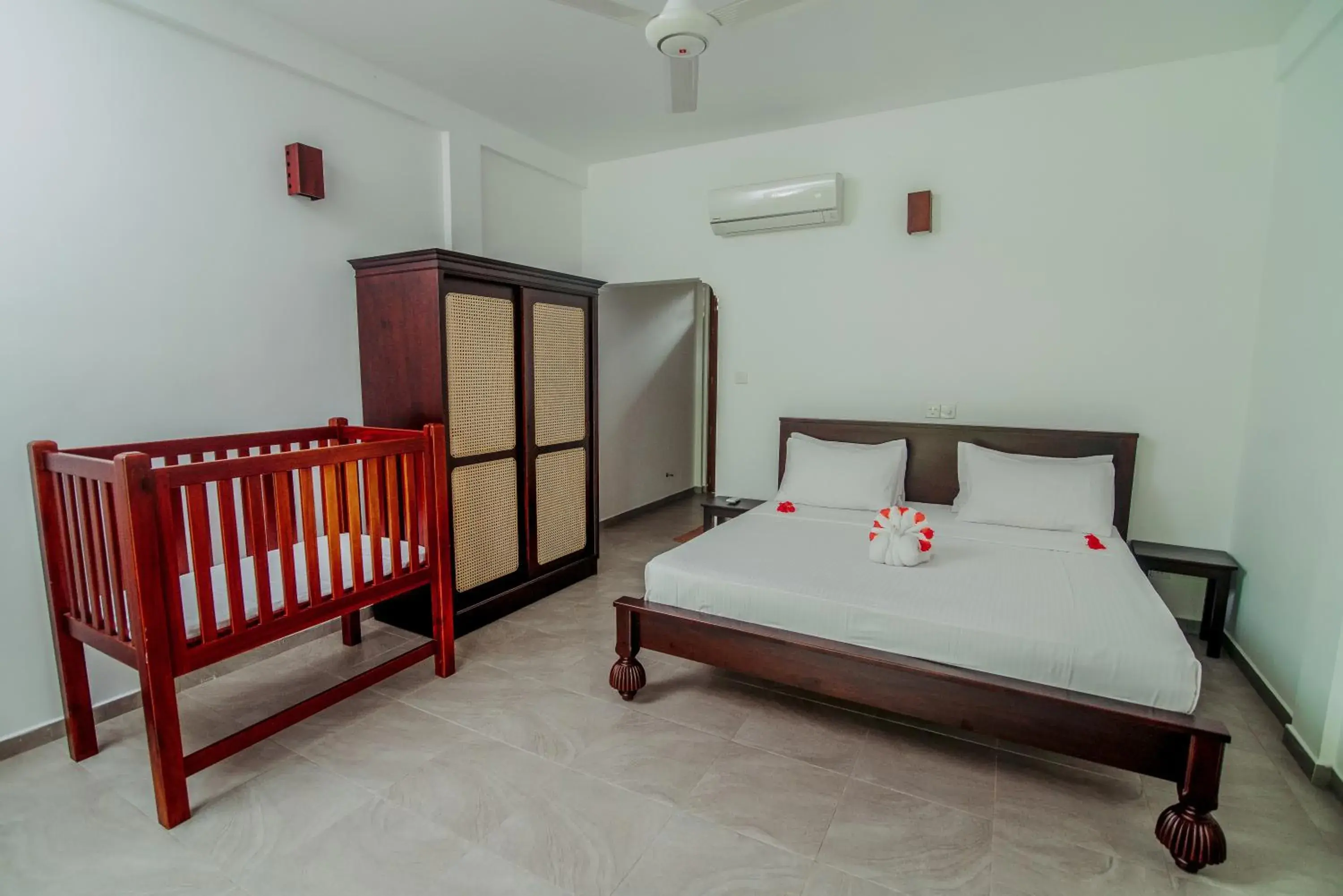 Deluxe Double Room with Balcony in Lagoon Bentota Resort Deluxe Double Room with Balcony in Lagoon Bentota Resort