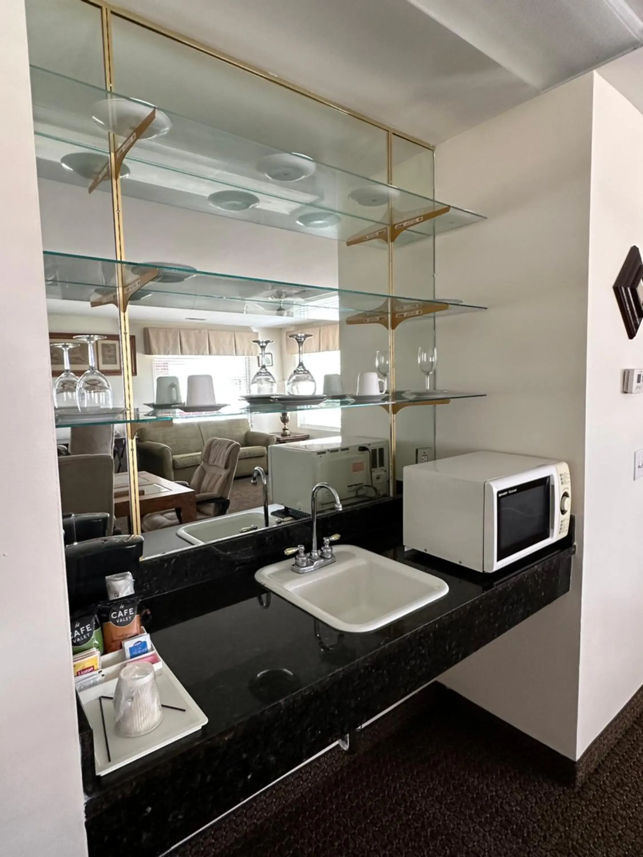 Security Inn and Suites Security Inn and Suites