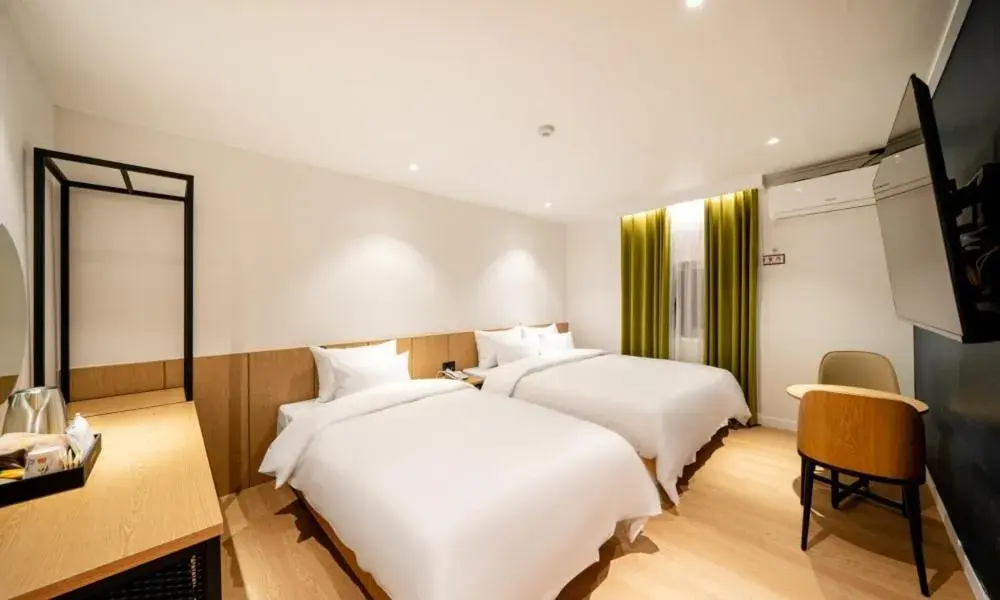 Hound Hotel Gumi indong Hound Hotel Gumi indong