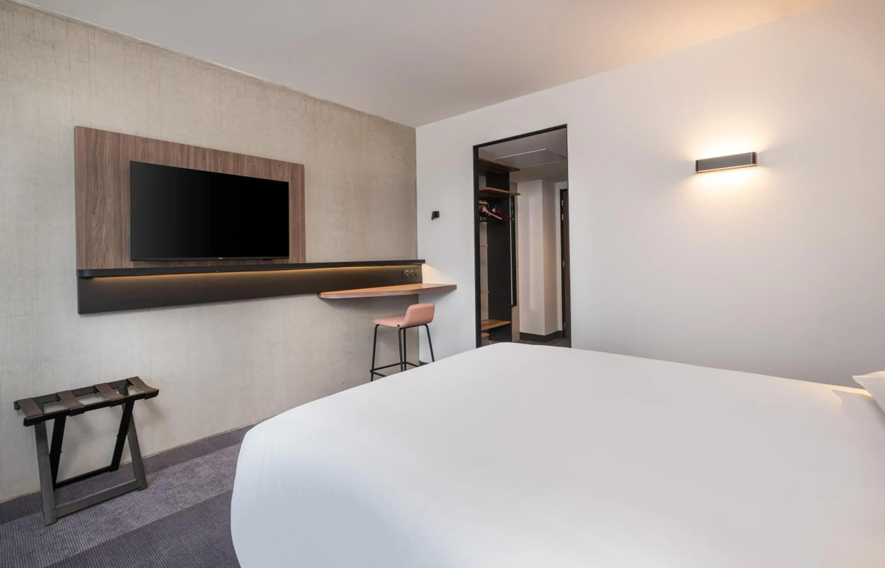 Standard Queen Room in Kyriad Chateauroux Nord - Aéroport Standard Queen Room in Kyriad Chateauroux Nord - Aéroport