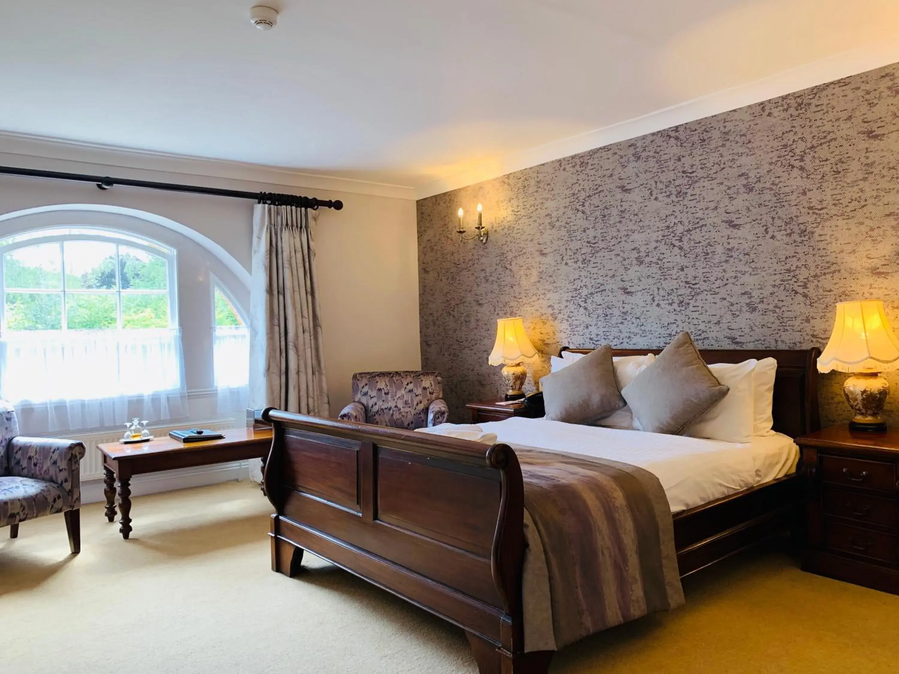 Superior Double Room in Best Western Moore Place Hotel Superior Double Room in Best Western Moore Place Hotel