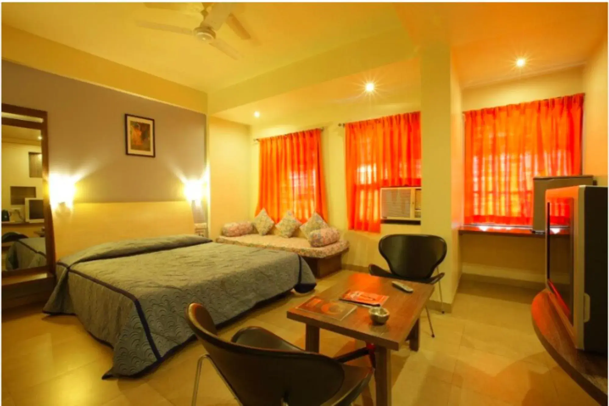 Suite - single occupancy in Hotel Orient Crown, Kolhapur Suite - single occupancy in Hotel Orient Crown, Kolhapur