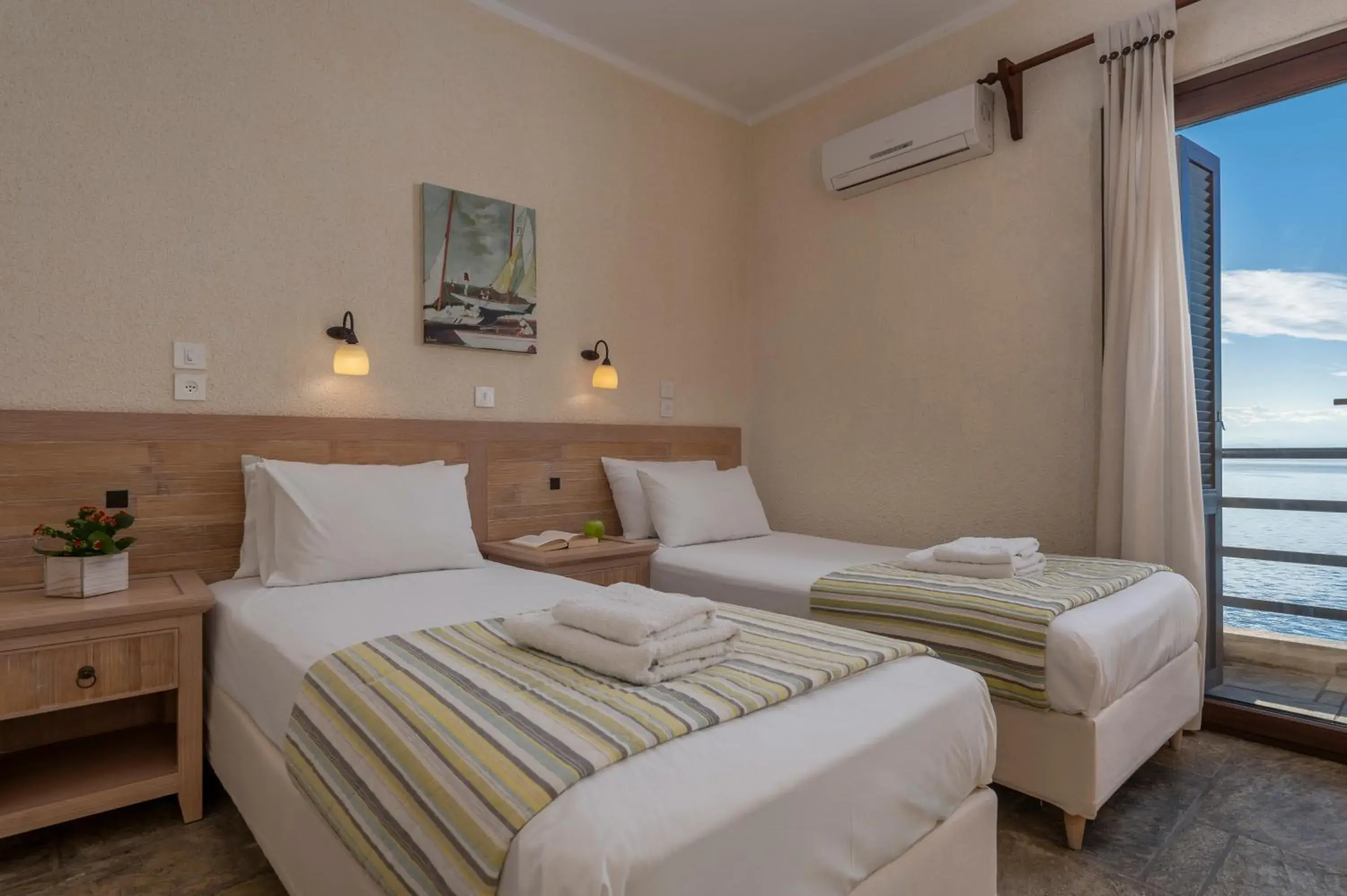 One-Bedroom Apartment with Sea View in Agnanti Hotel Apartments One-Bedroom Apartment with Sea View in Agnanti Hotel Apartments