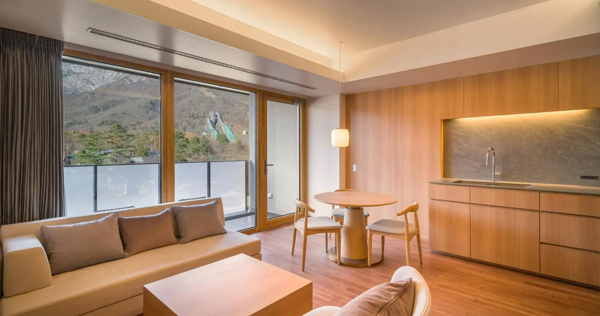 Standard Twin Room - single occupancy in HOTEL LA VIGNE HAKUBA by Onko Chishin Standard Twin Room - single occupancy in HOTEL LA VIGNE HAKUBA by Onko Chishin