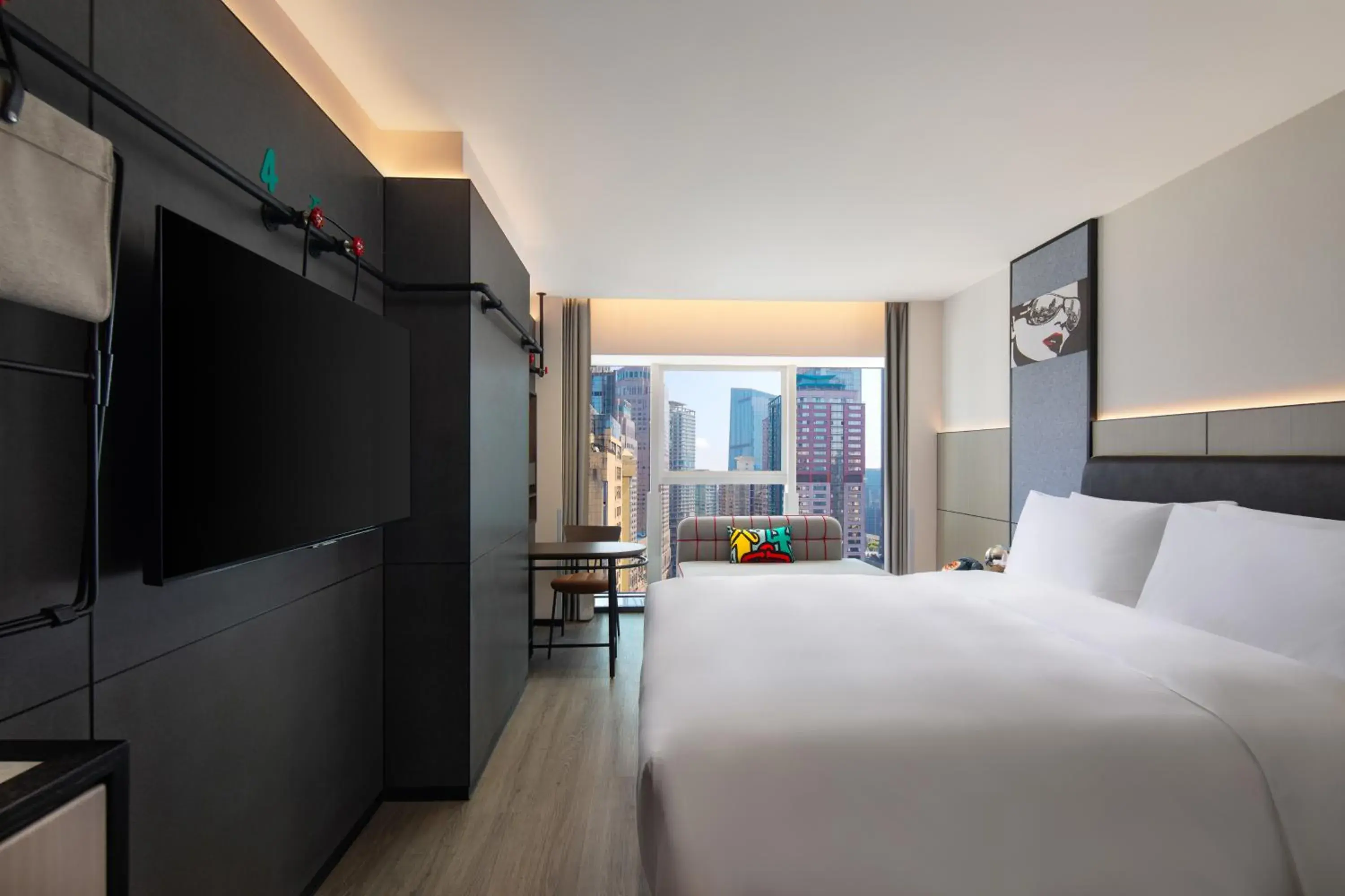High Floor Standard King Room in Moxy Chongqing High Floor Standard King Room in Moxy Chongqing
