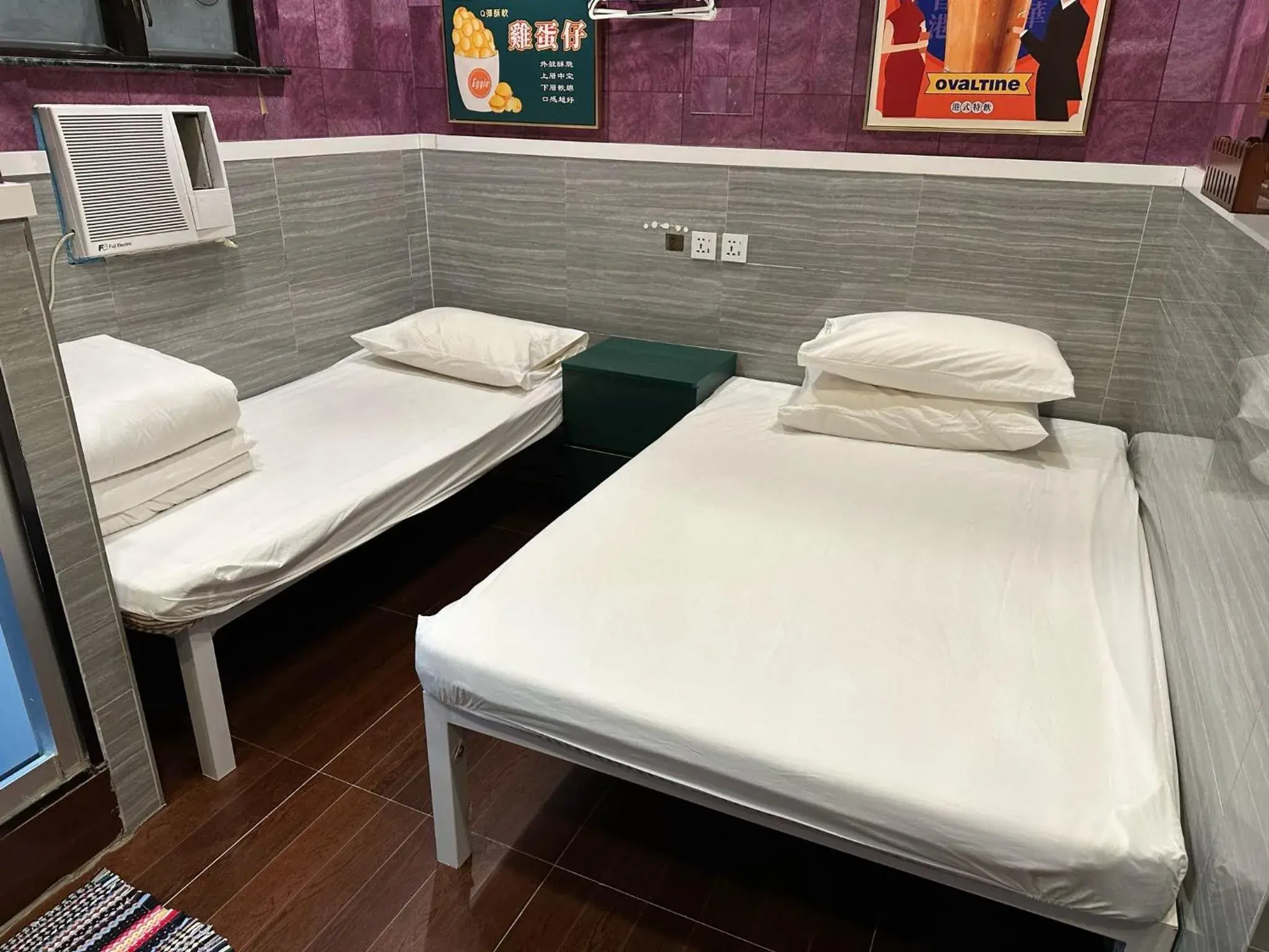 Triple Room with Shared Bathroom in Kowloon Hostel Triple Room with Shared Bathroom in Kowloon Hostel