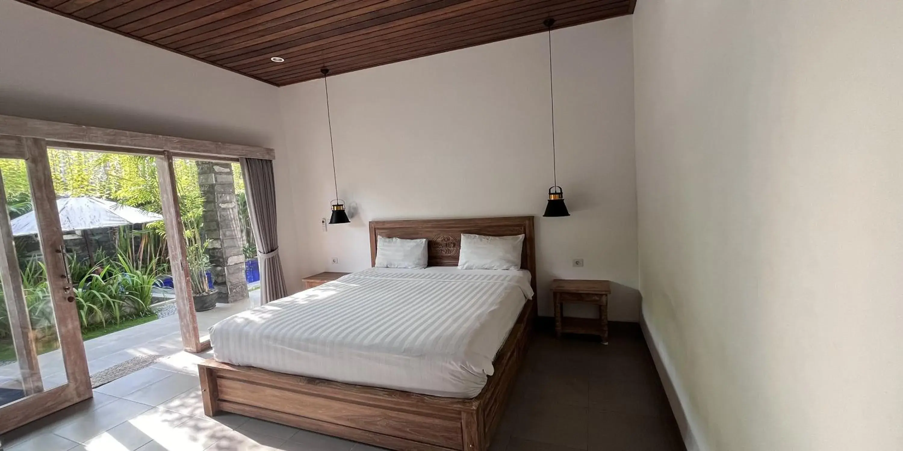 Double Room with Pool View in Pis Bolong Canggu Double Room with Pool View in Pis Bolong Canggu
