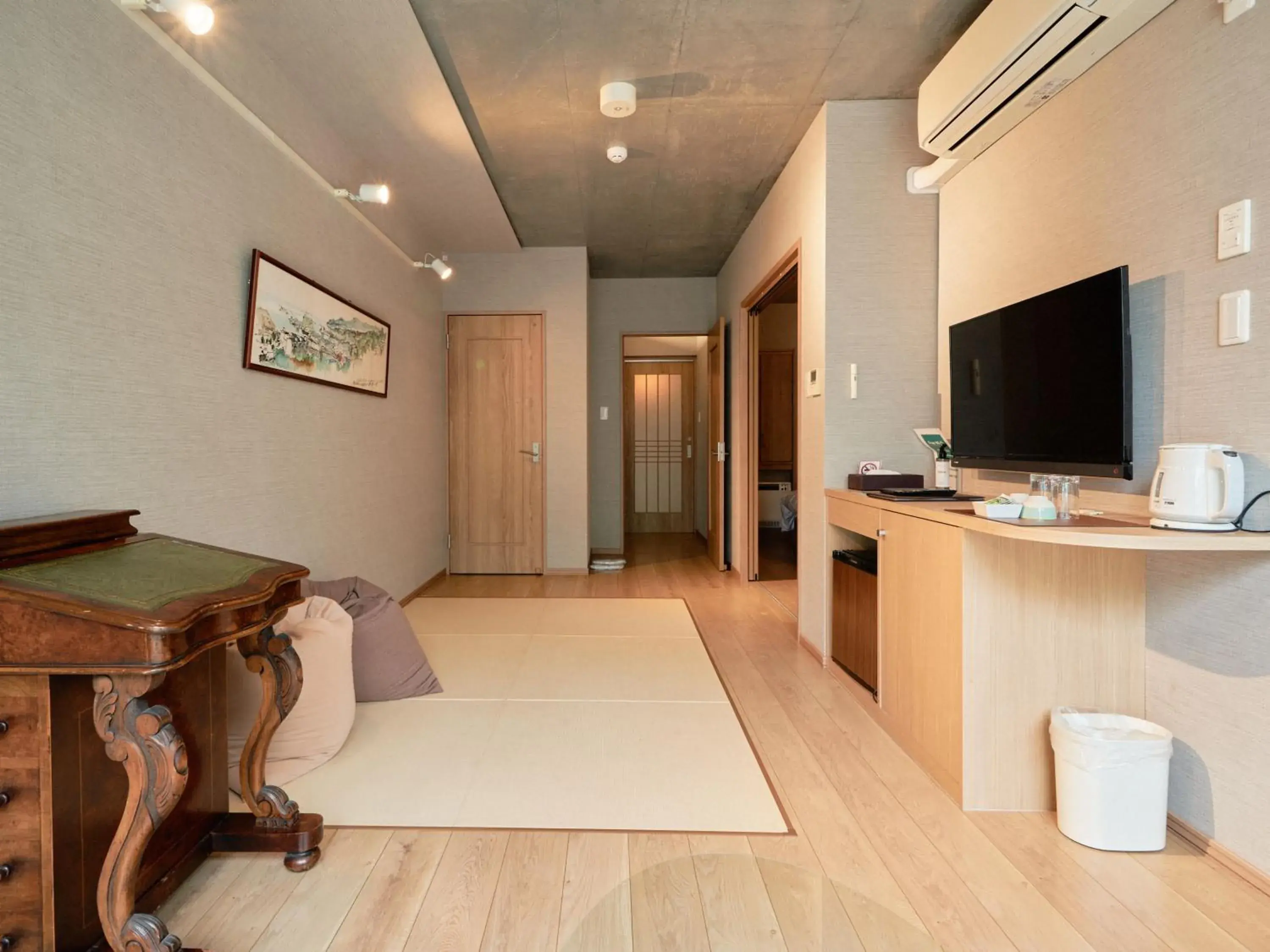 Deluxe Quadruple Room - single occupancy in Tabist Kaihorow Otaru Deluxe Quadruple Room - single occupancy in Tabist Kaihorow Otaru