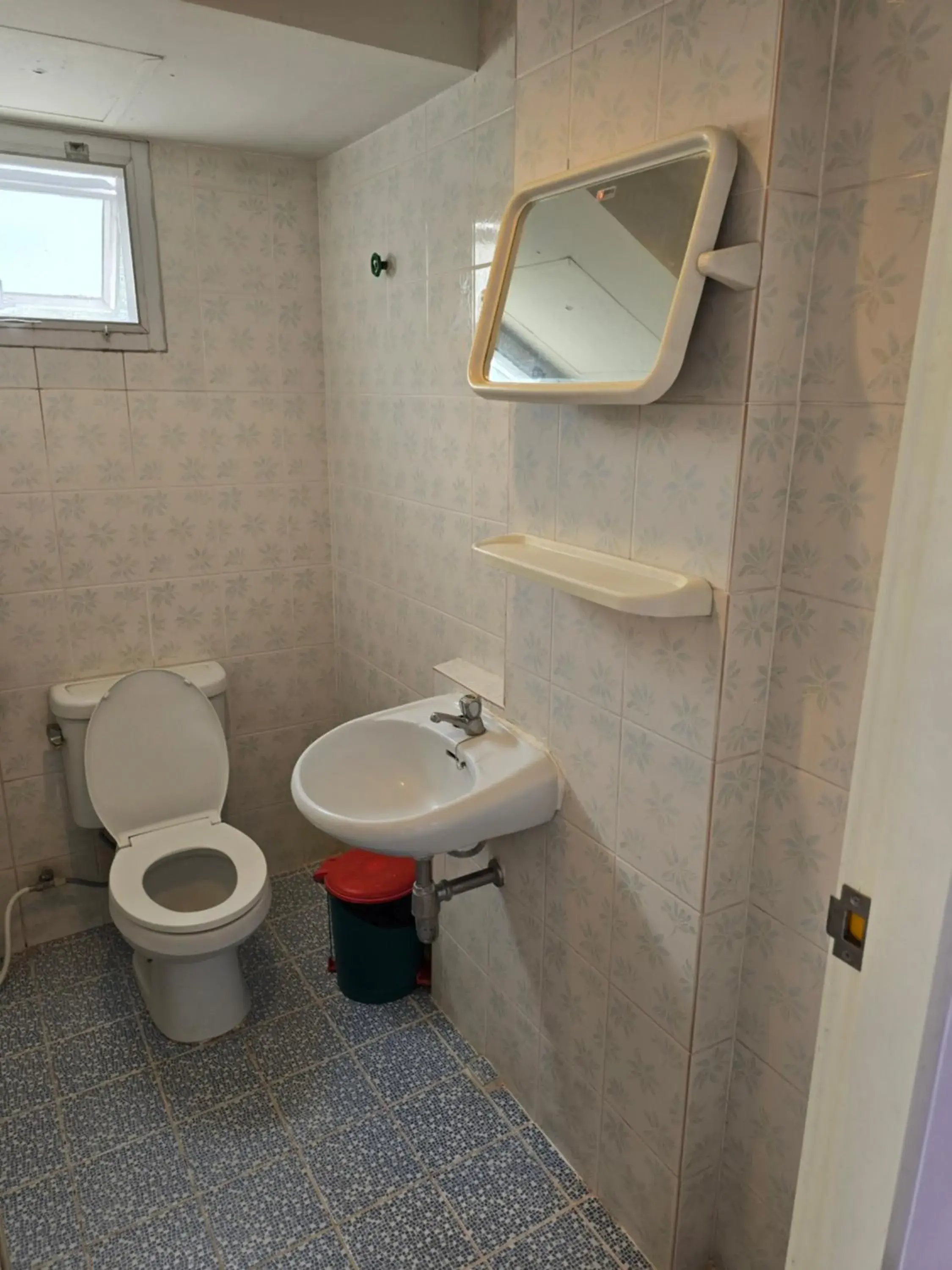 Standard Double Room in Bella Bella Riverview Standard Double Room in Bella Bella Riverview