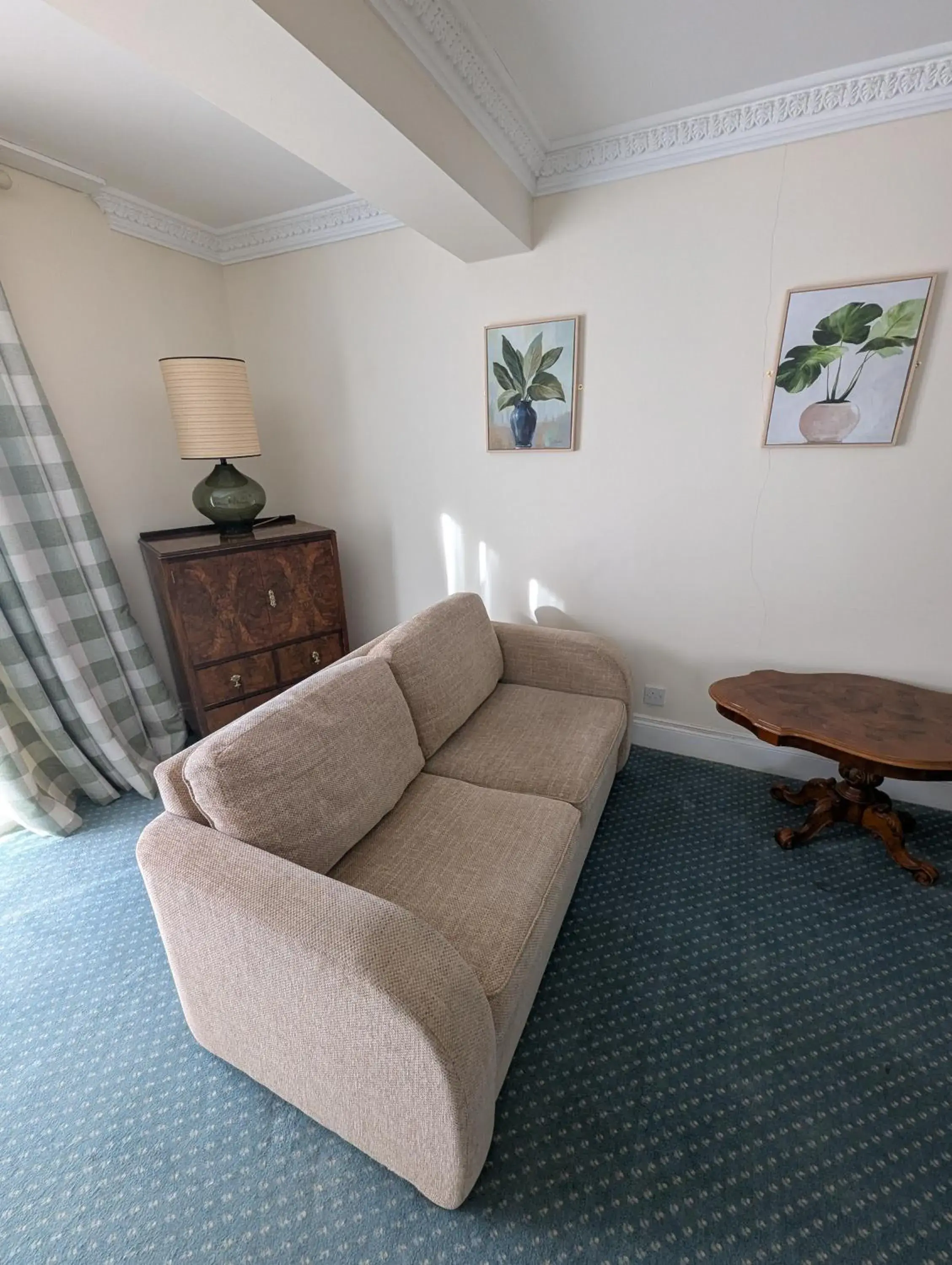 Superior Suite in The Walnut Tree Hotel Superior Suite in The Walnut Tree Hotel