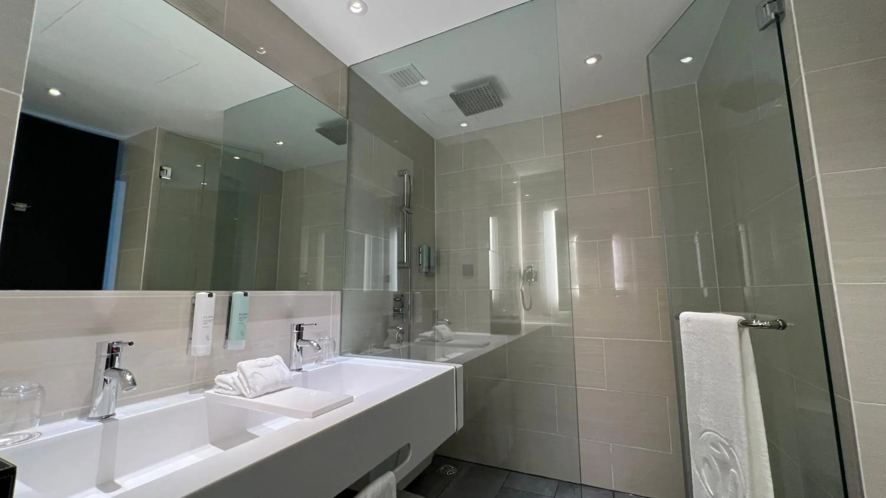 Premier King or Twin Room in Resorts World Genting - Highlands Hotel Premier King or Twin Room in Resorts World Genting - Highlands Hotel