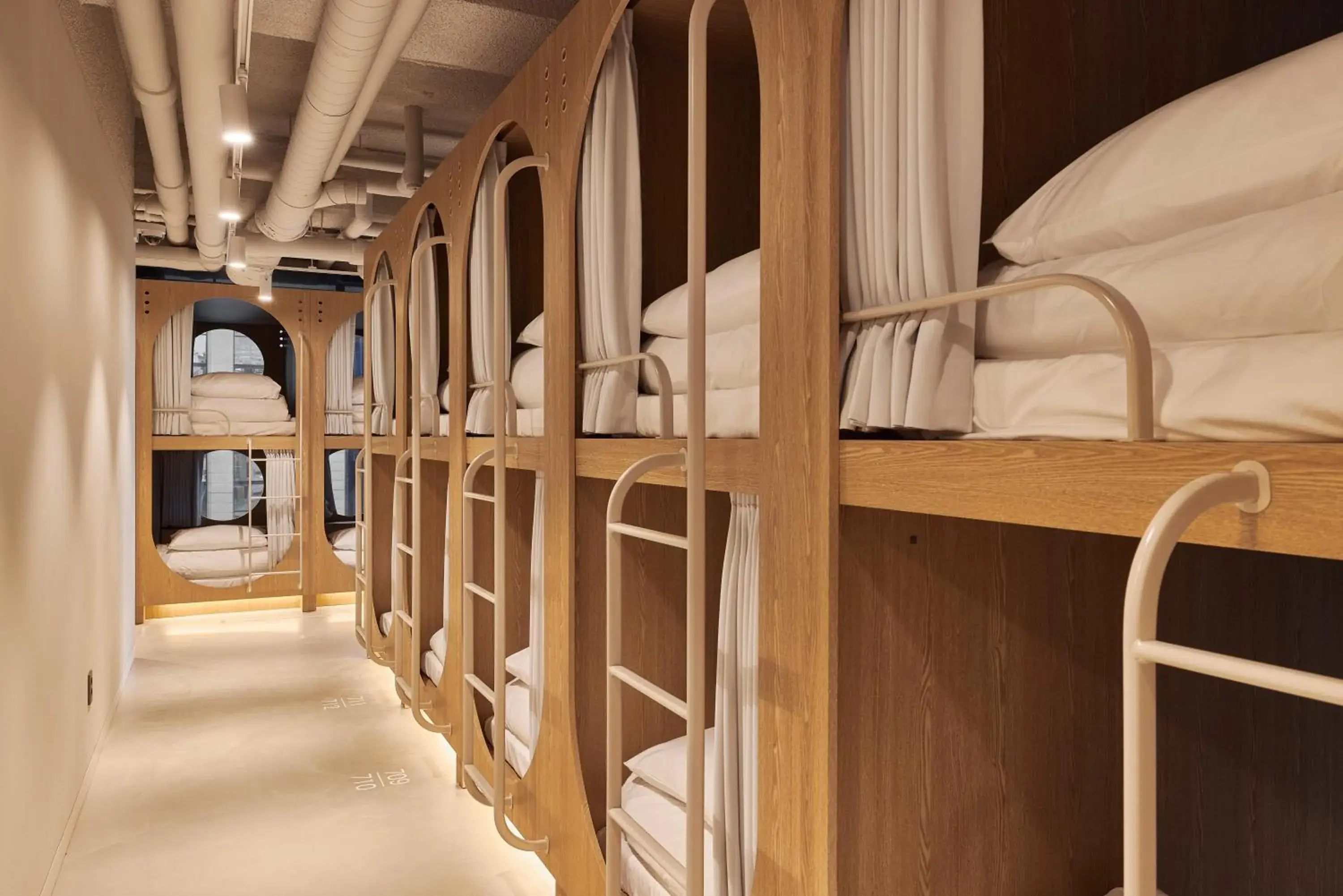 Man Capsule in HOTEL DRIP&DROP, Myeongdong Man Capsule in HOTEL DRIP&DROP, Myeongdong