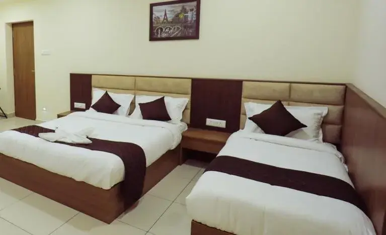 Triple Room with City View in JKInn Triple Room with City View in JKInn