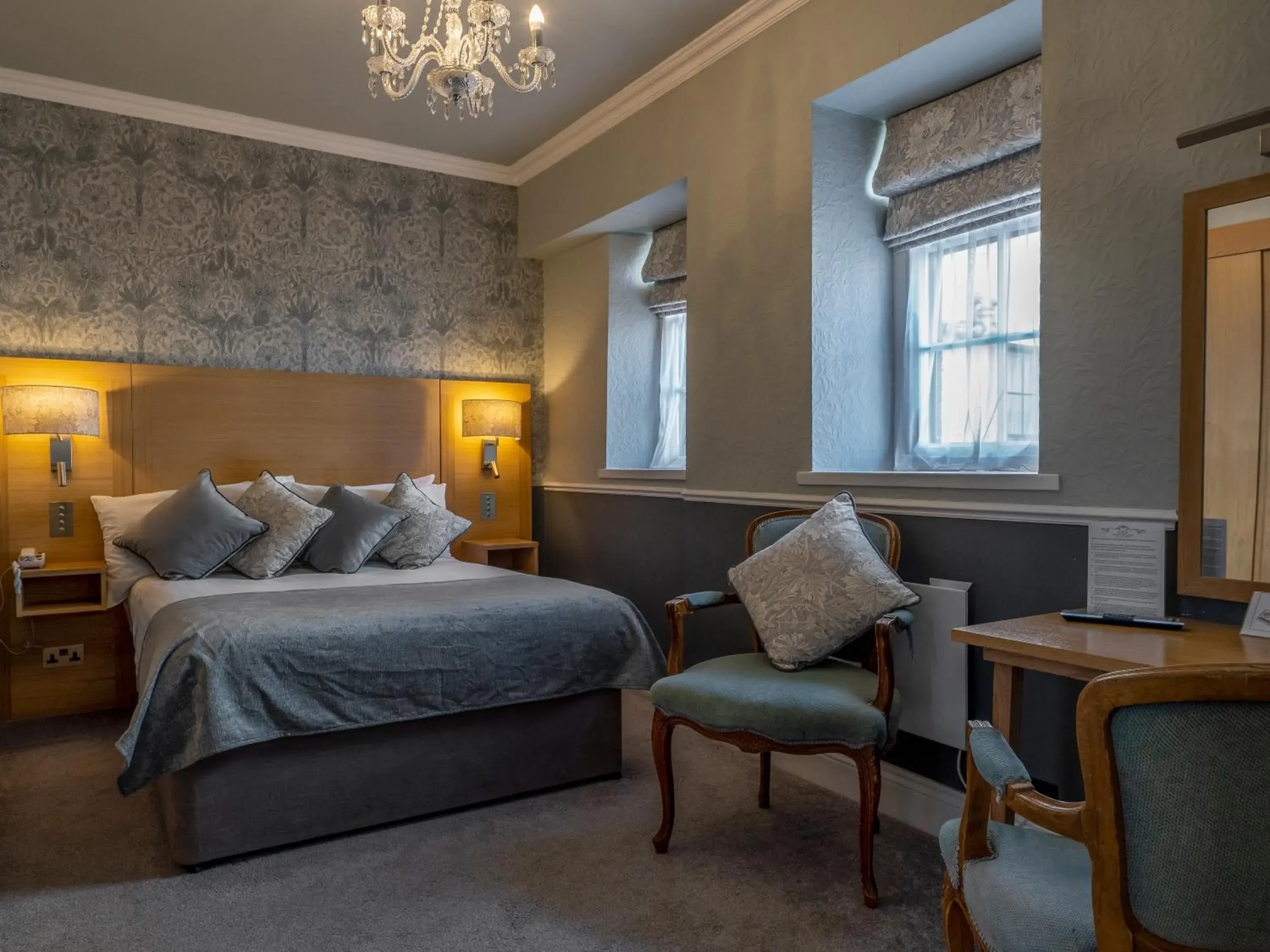 Cozy Double in The Bulkeley Hotel Cozy Double in The Bulkeley Hotel