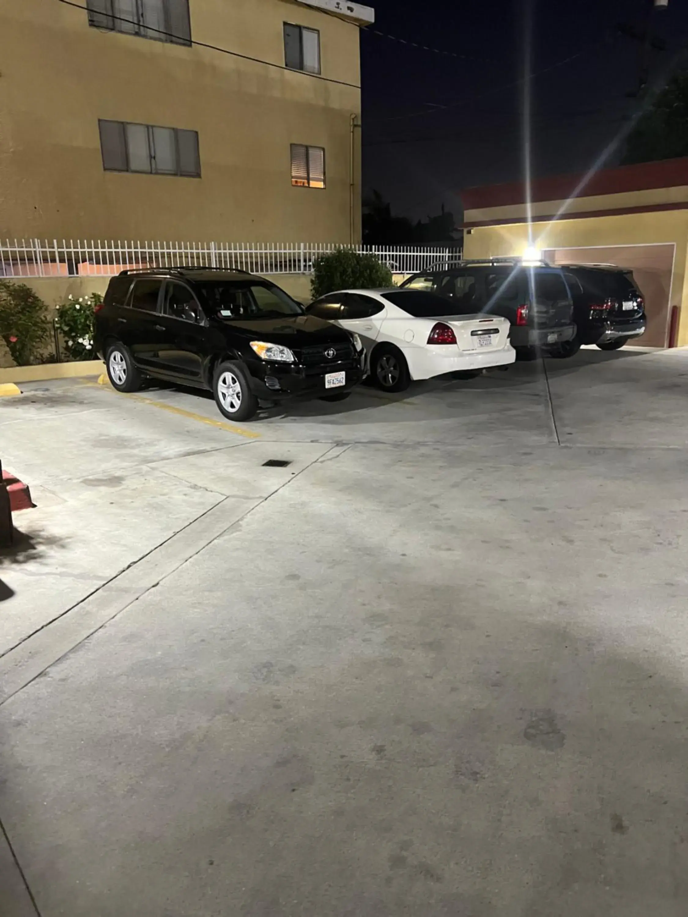 Deluxe Queen Room in King Motel Deluxe Queen Room in King Motel