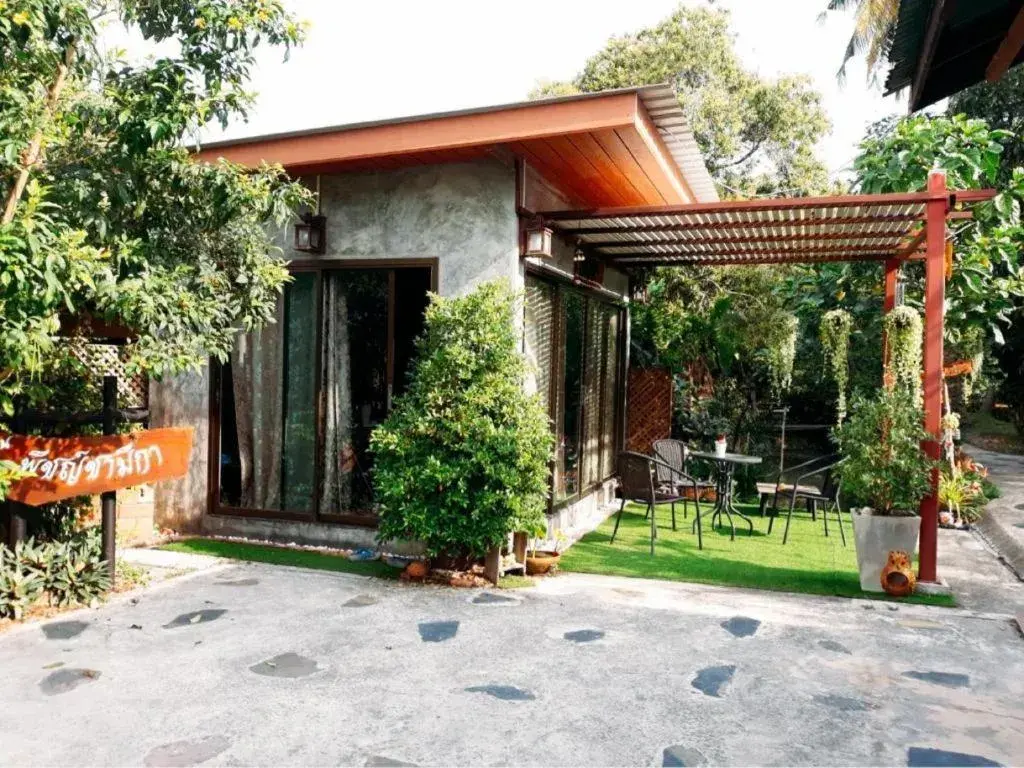 Baan Suan Phidchamika Baan Suan Phidchamika