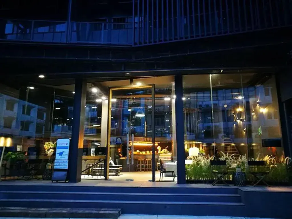 sook station sook station